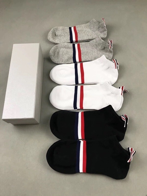 Thom Browne Men’s and Women’s Shallow Cut Short Boat Socks