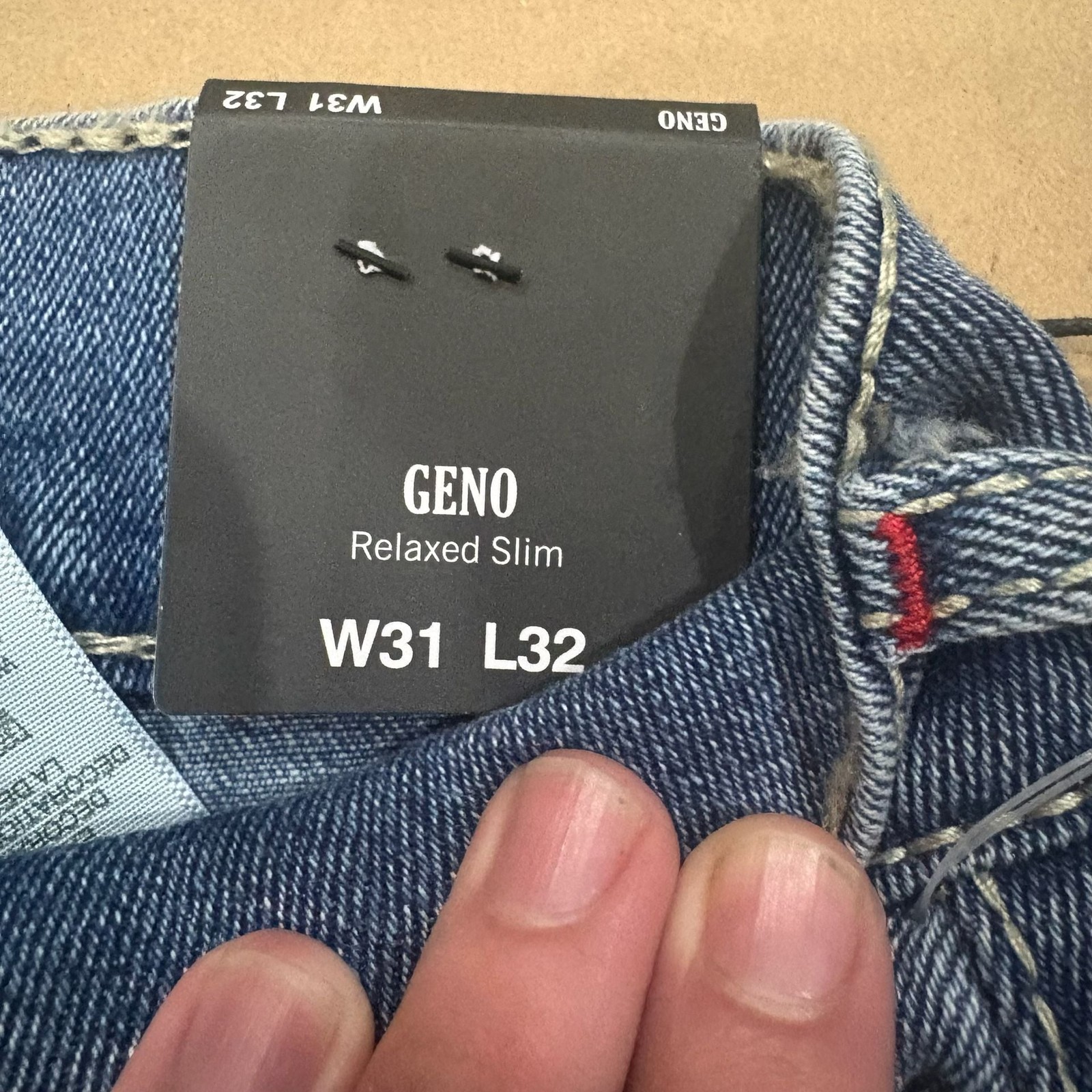 True Religion Geno Relaxed Slim Jeans in W31 L32