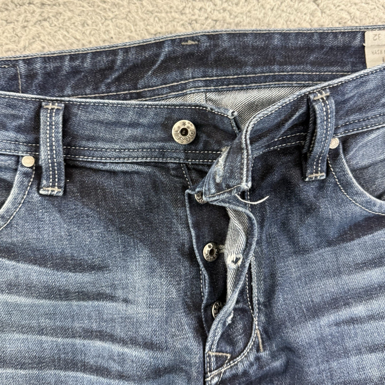 Diesel Larkee Jeans Men’s 34×32 Blue Regular Straight Washed Denim Button Fly