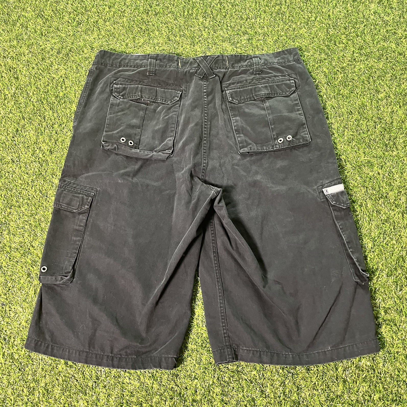 Vintage Ecko Unltd Baggy Jean Cargo Shorts Y2K Size 40 Black Skate