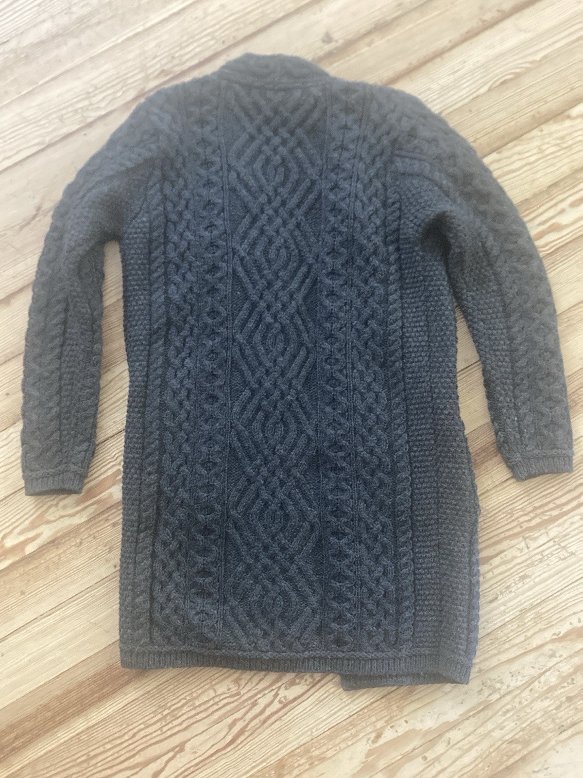 Aran Mor Women’s Gray 100% Merino Wool Cable-Knit Cardigan Sweater M