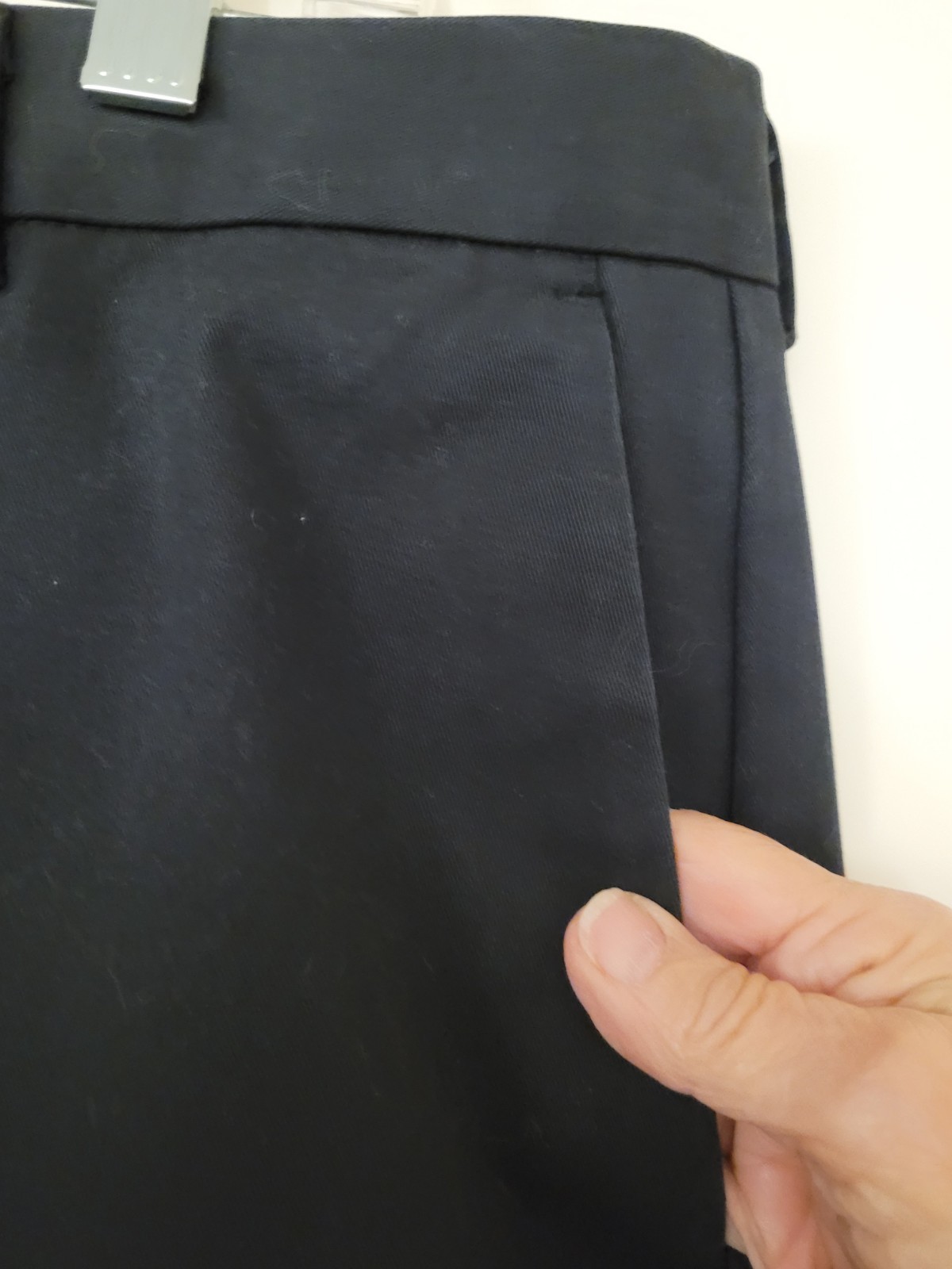 NWT Charles Tyrwitt Smart Chinos Black Classic Fit Non Iron Pants 40×30