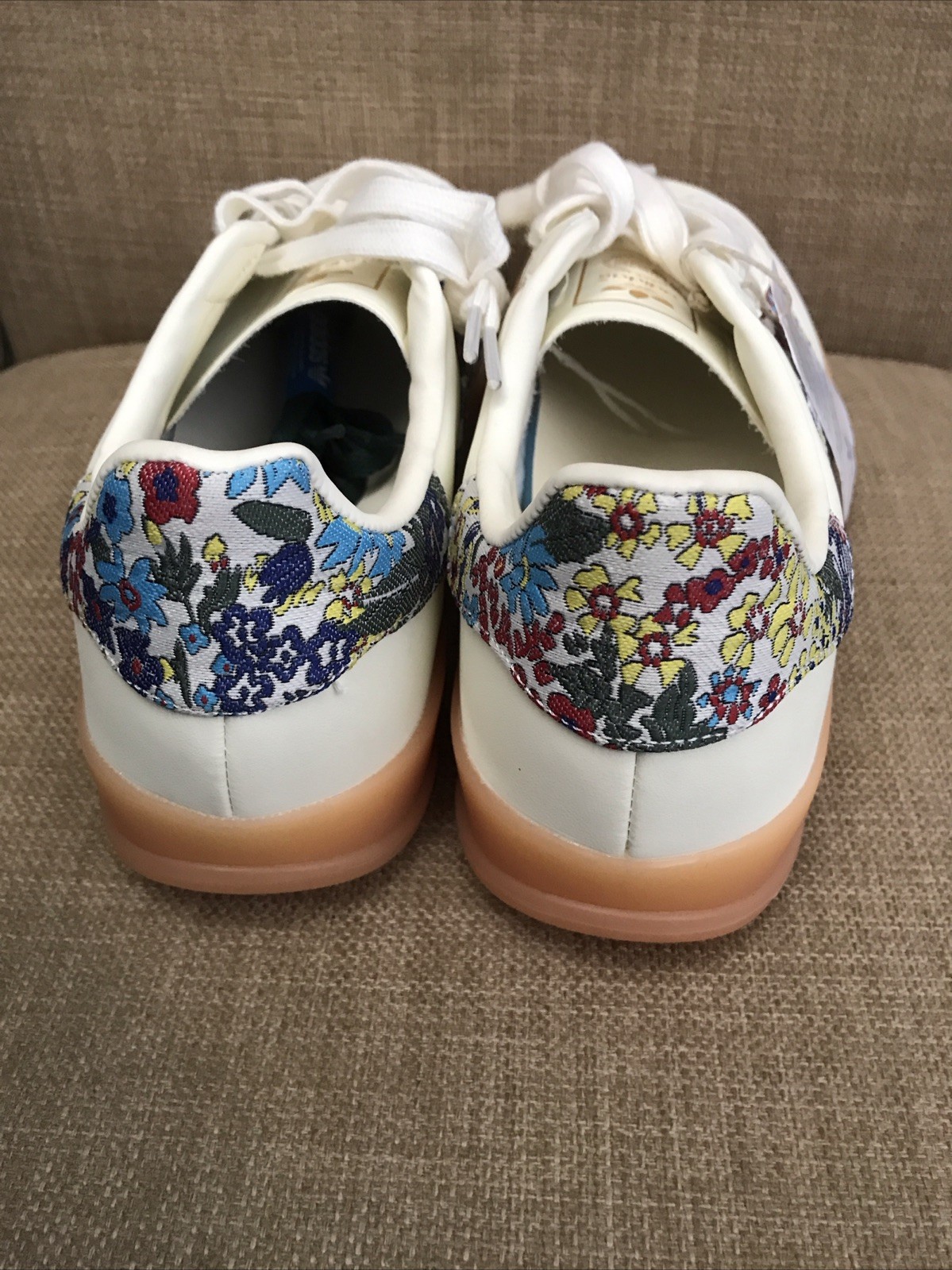 Liberty London x adidas Gazelle Indoor Floral Embroidery Off White JH7370 Sz 9.5