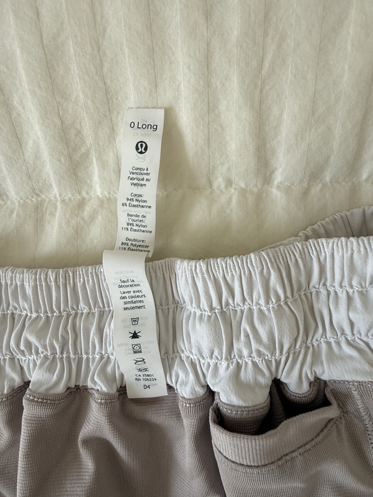 LULULEMON NYLON ELASTANE ELASTIC WAIST PULL ON SHORTS SIZE 0 TALL