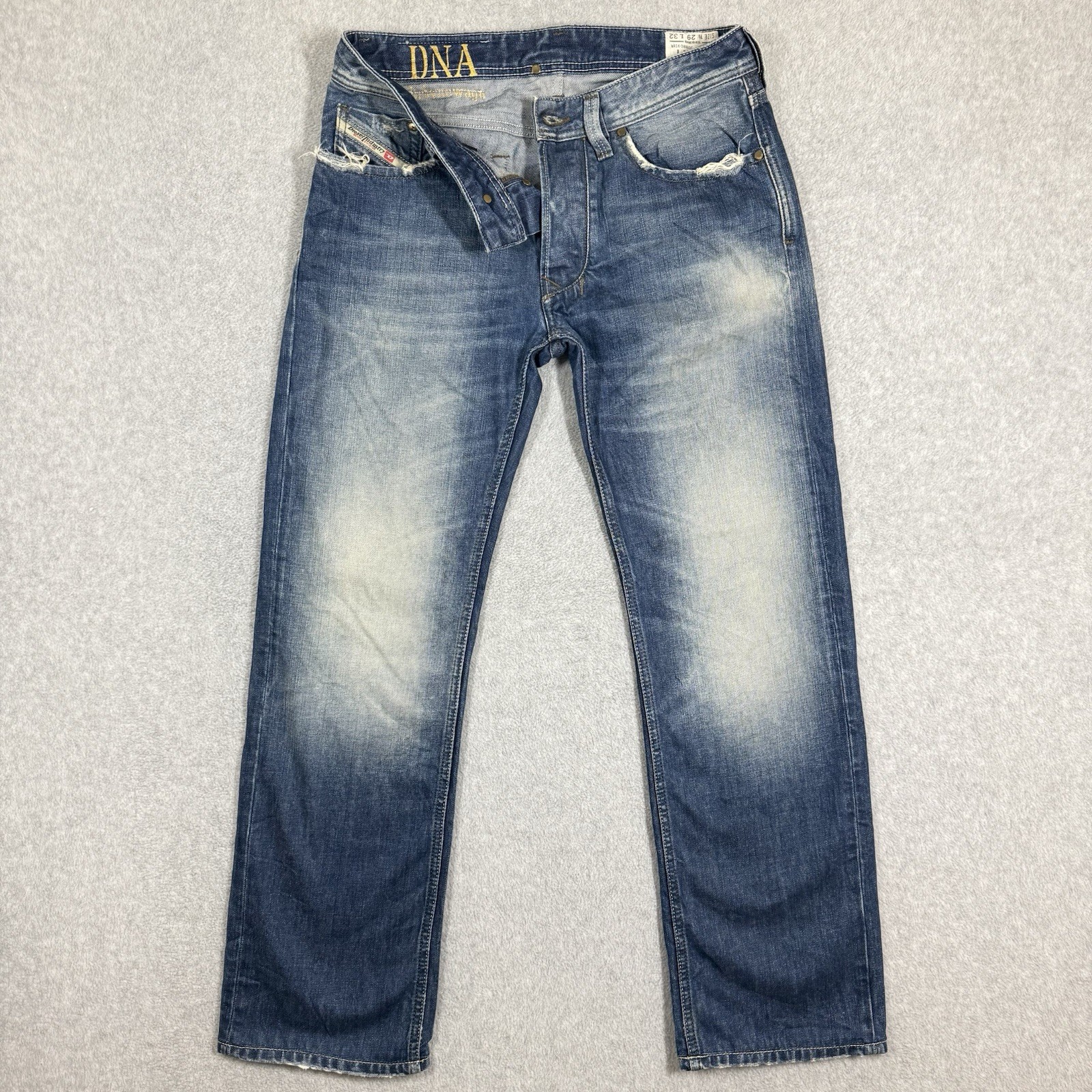 Diesel LARKEE Jeans Men 29×32 Blue Straight Leg Heavy Faded Wash DNA Denim 0880E