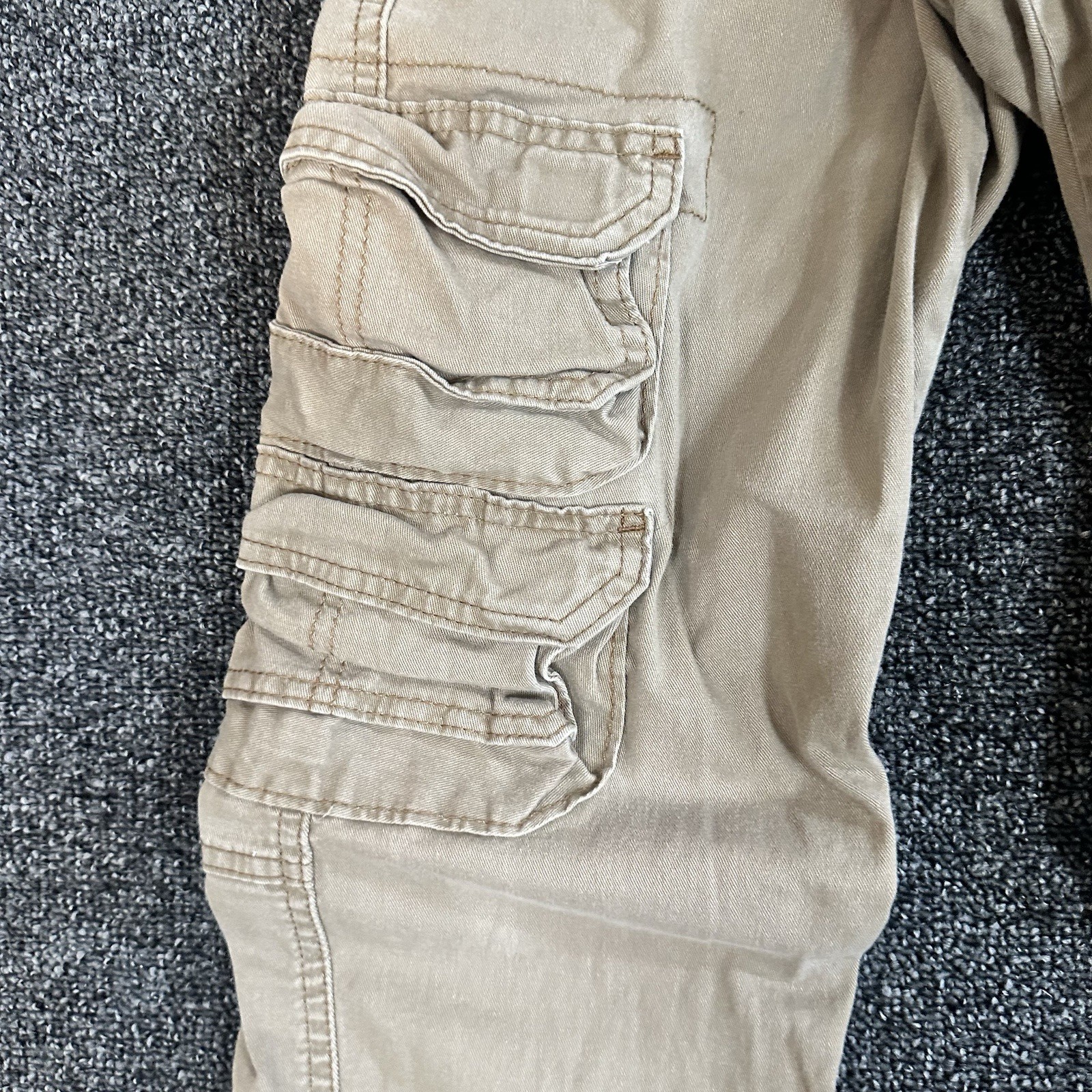 Wrangler Men’s Regular Taper Khaki Cargo Pants 29×30