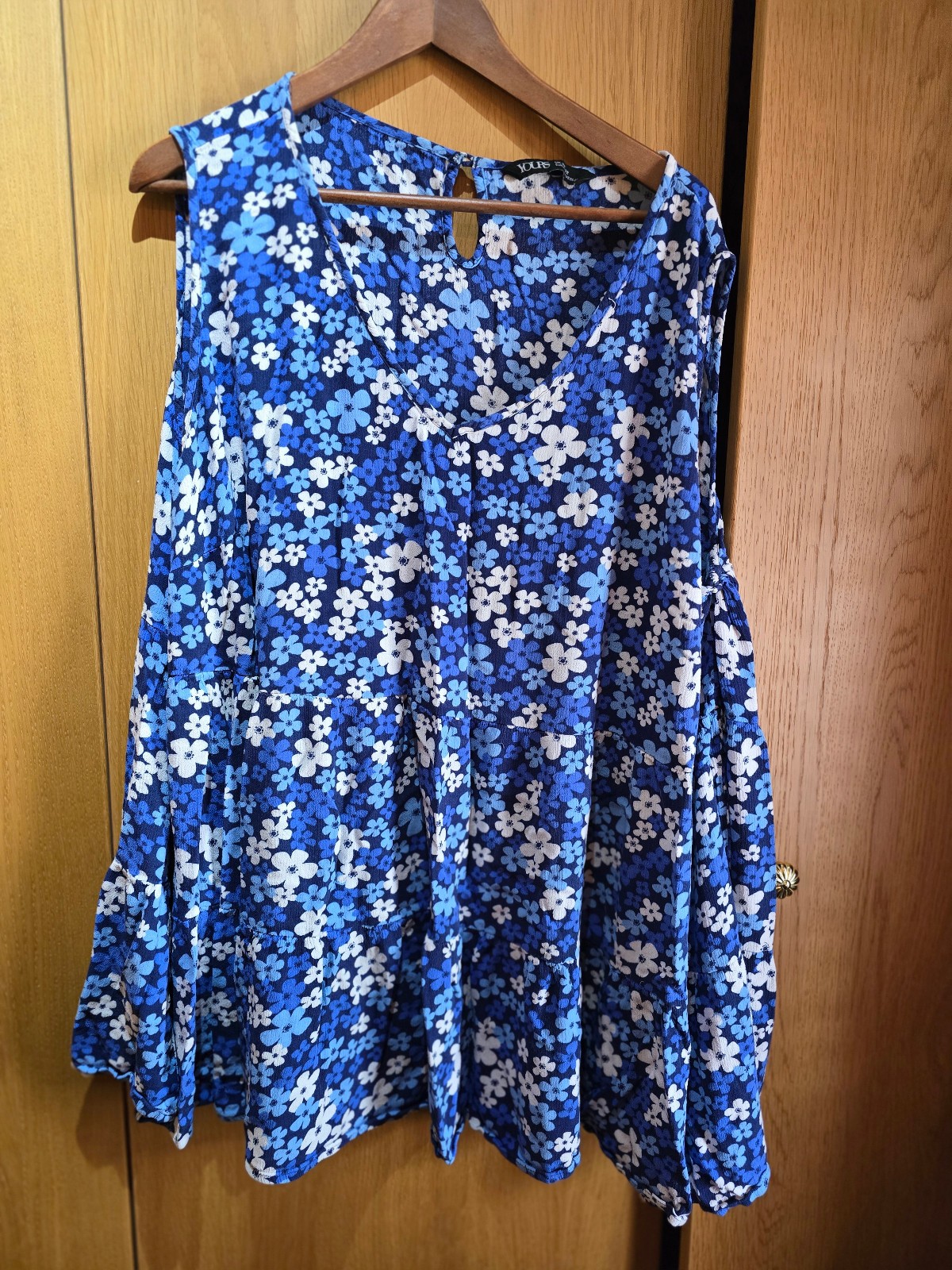 Yours top size 30/32 plus size used in good condition. #46