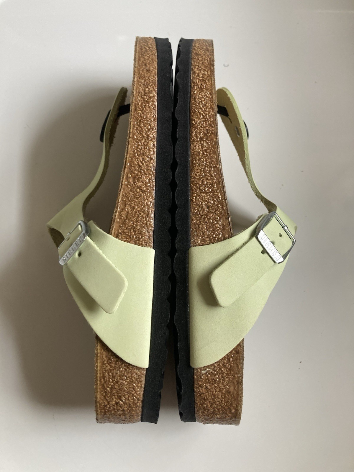 Birkenstock Gizeh Buckle Nubuck Leather Size 39 (Fast Ship)