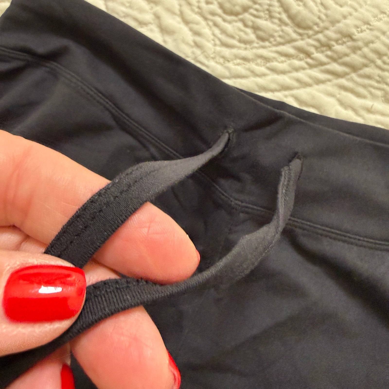 Athleta All That Knee Length Capri Women XS Black Athletic Drawstring 15150 NWT
