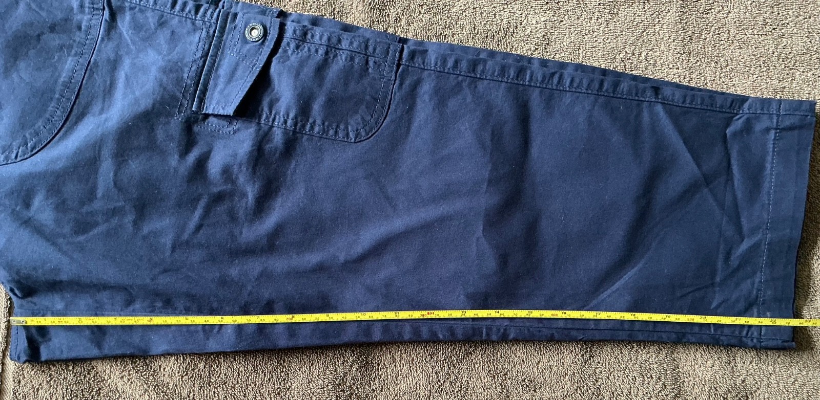 Lot of 2 Pairs Lee Flex-to-Go Mid Rise Cargo Capris Pre-owned Size 6 – Both $10