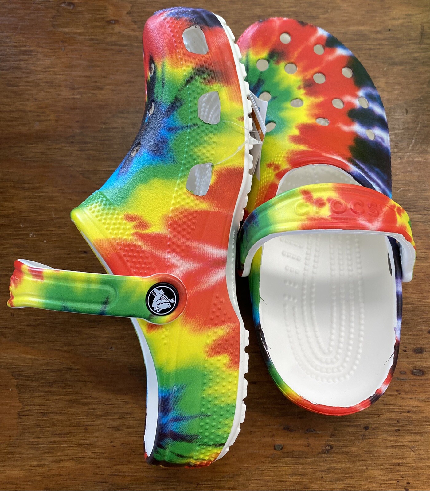 Crocs Classic Tie Dye Graphic Clog Multi Color Men:4 Women: 6 US Ventilation