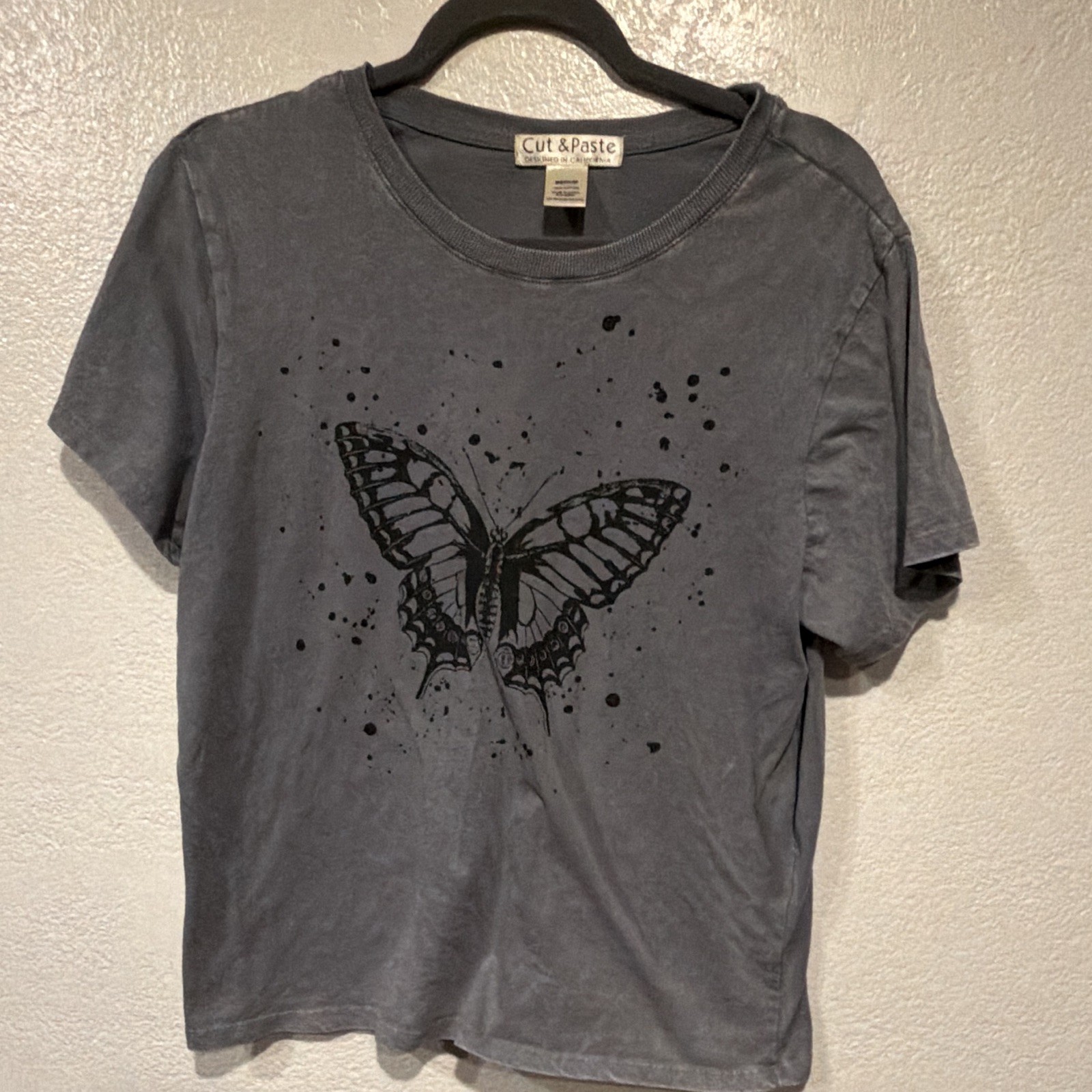 Cut & Paste Womens Gray Butterfly Graphic Crew Neck T-Shirt Short Sleeve Size M