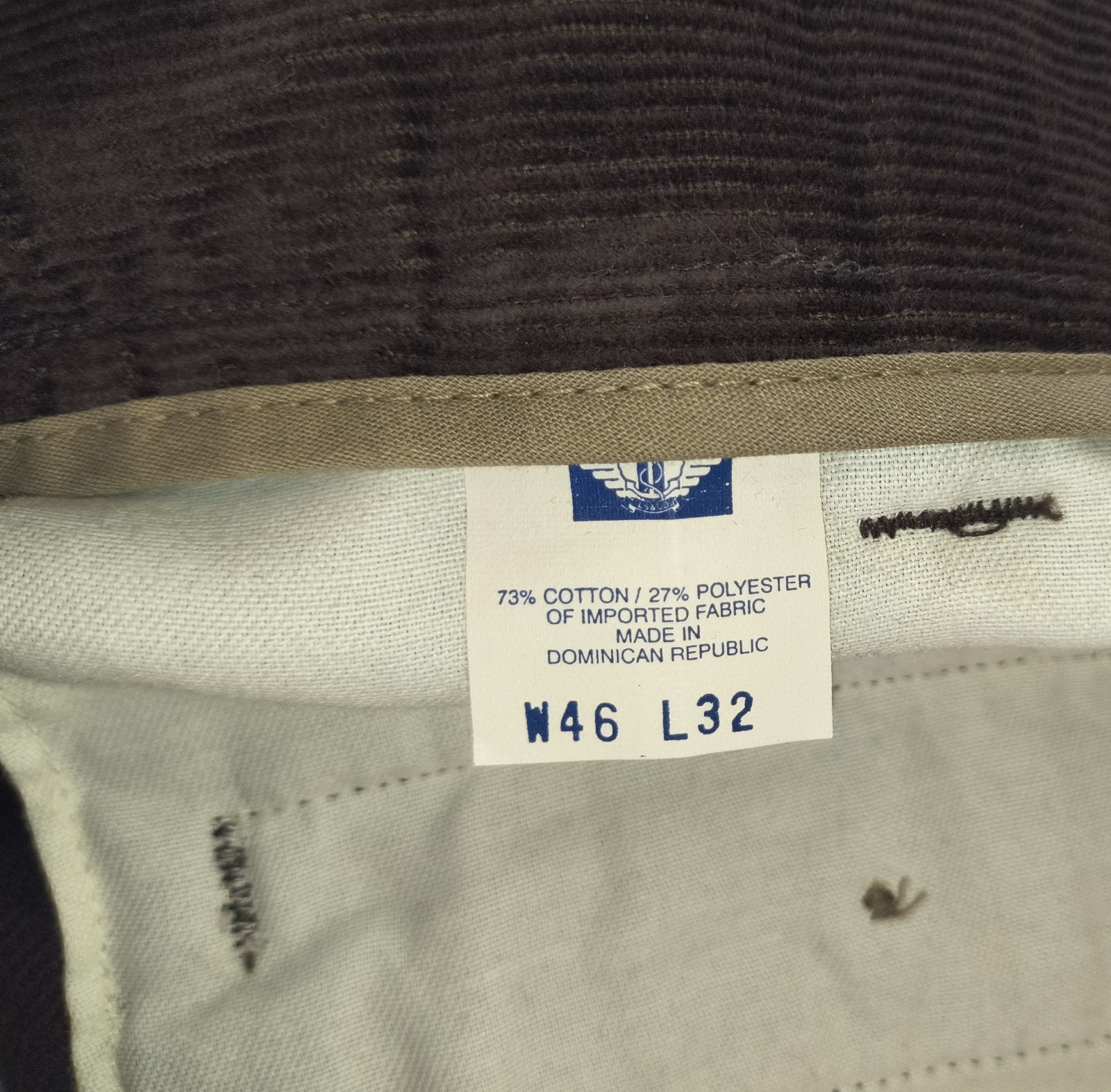 NWT Dockers Mens B&T Classic Fit Pleated Signature Khaki Pants 46×32 Brown.