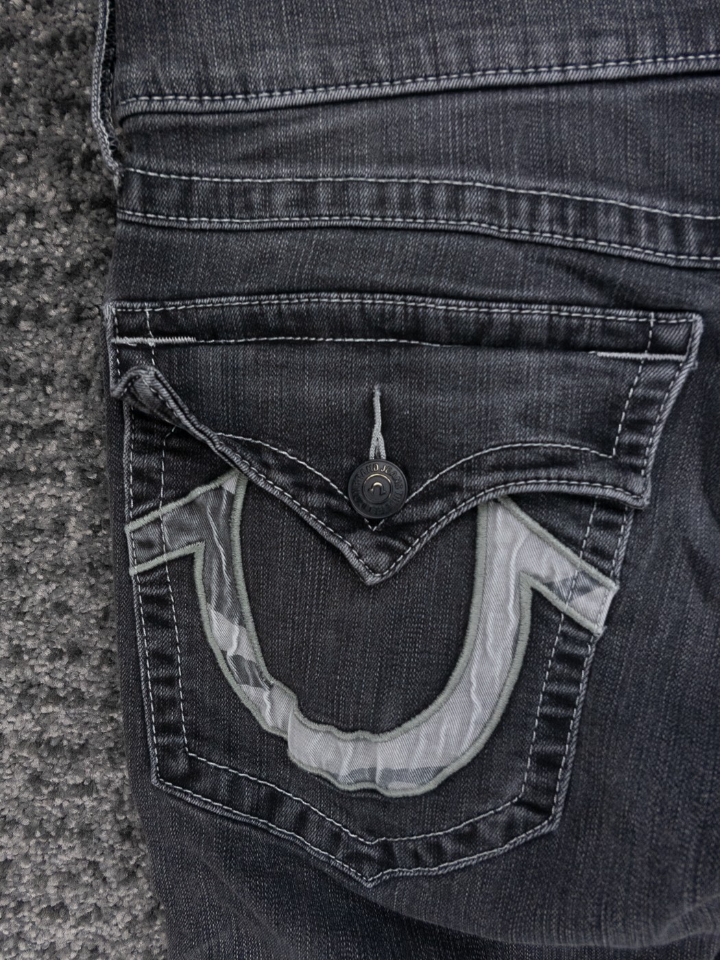 True Religion Jeans Mens 36 Actual 35×32 Charcoal Gray Straight Distressed Denim