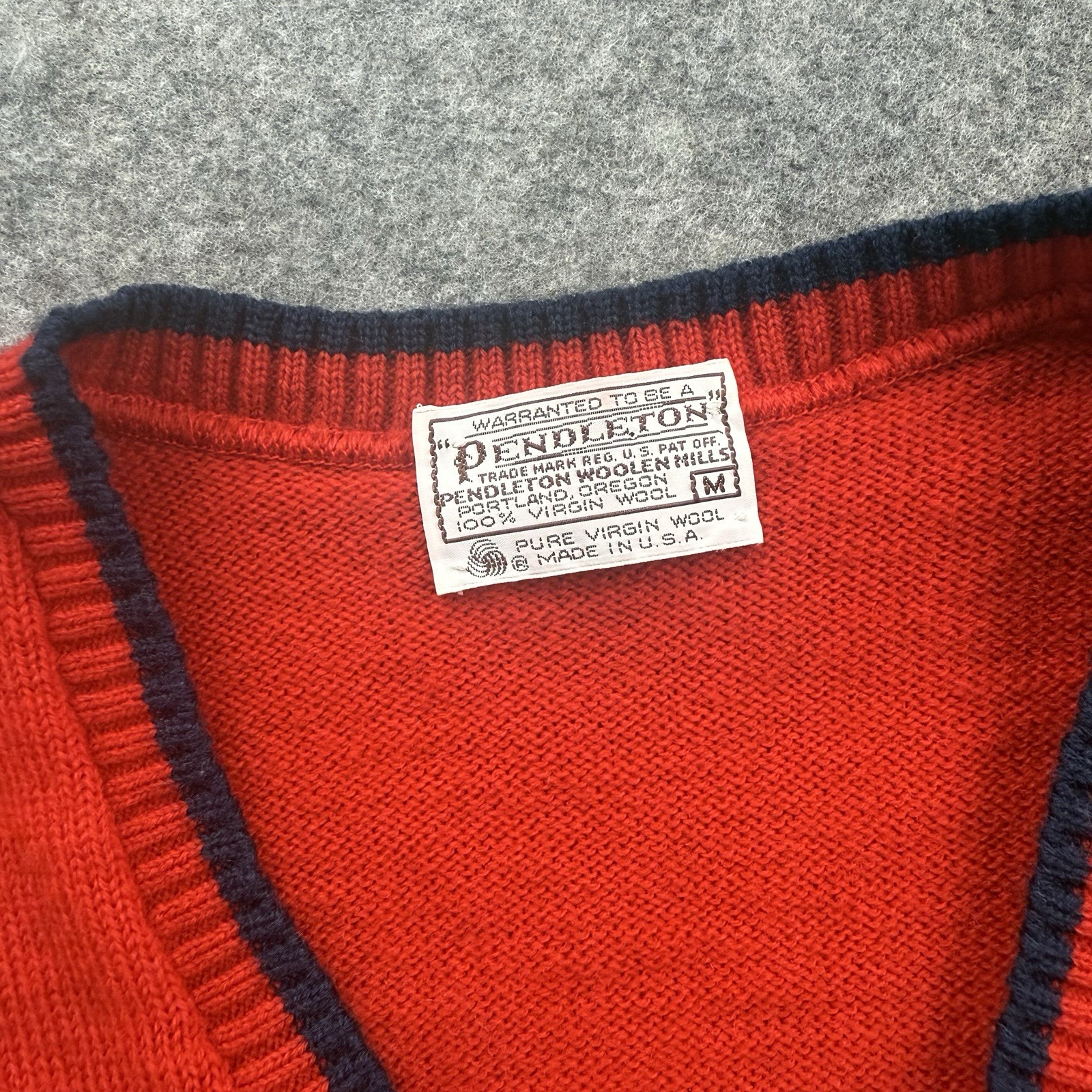 VTG Pendleton Scottie Dog Wool Sweater Vest Womens Medium Red V Neck Made In USA