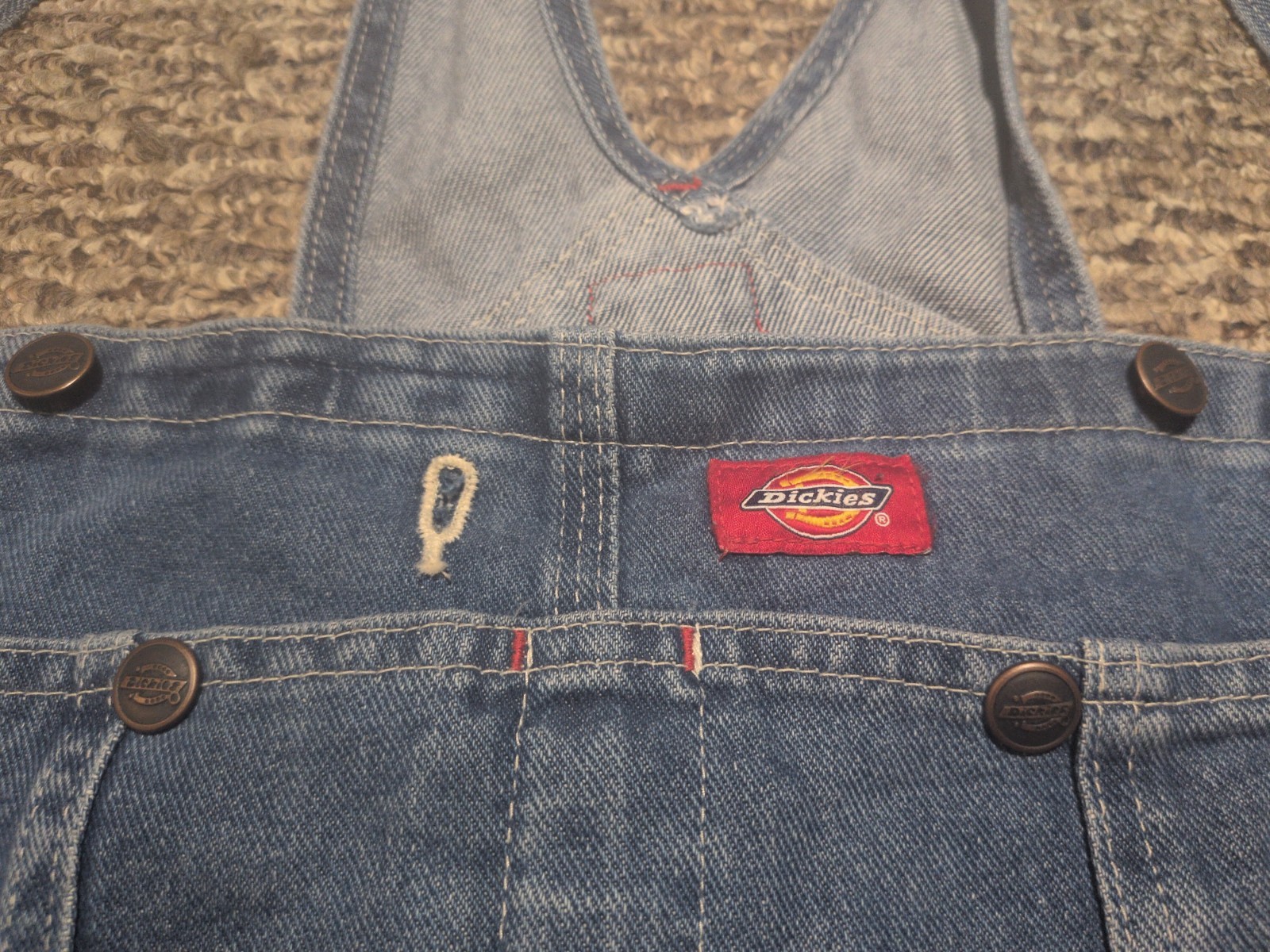 DICKIES Unisex Denim Bib Overalls 36×30 Light Wash. Gently Used. Great Condition