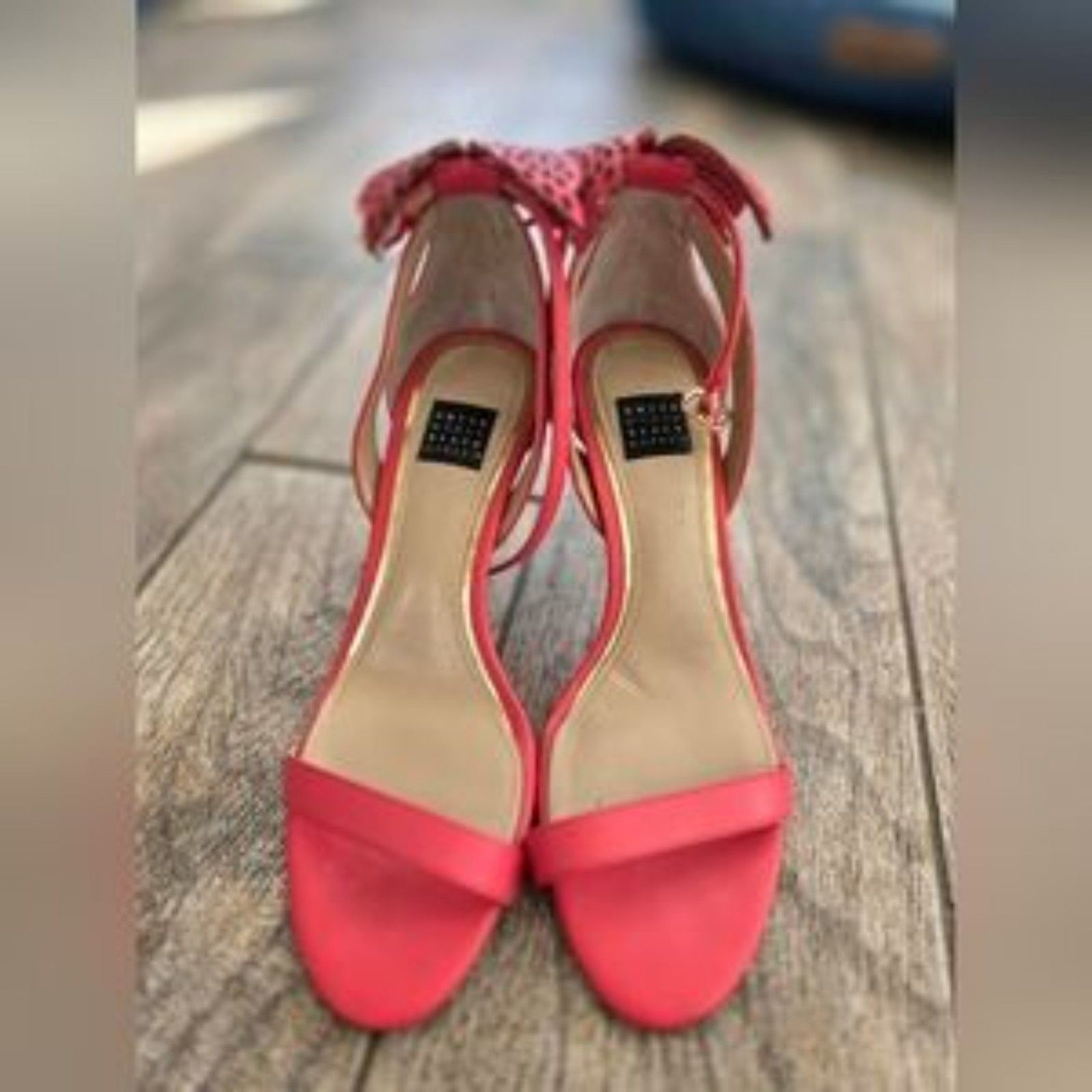 White House Black Market Butterfly Heels Size 8 Coral Pink Stiletto Sandals WHBM