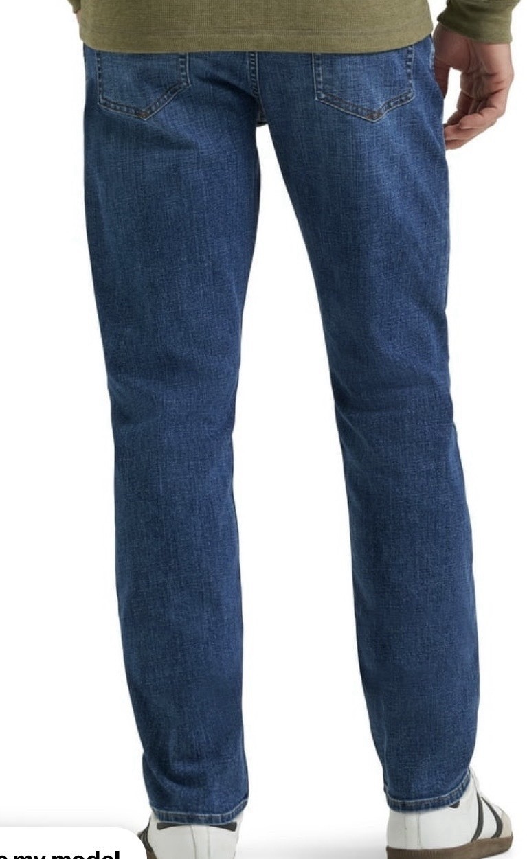 Wrangler Men’s Flex Taper Fit Denim Jeans with Performance Waistband 30×32