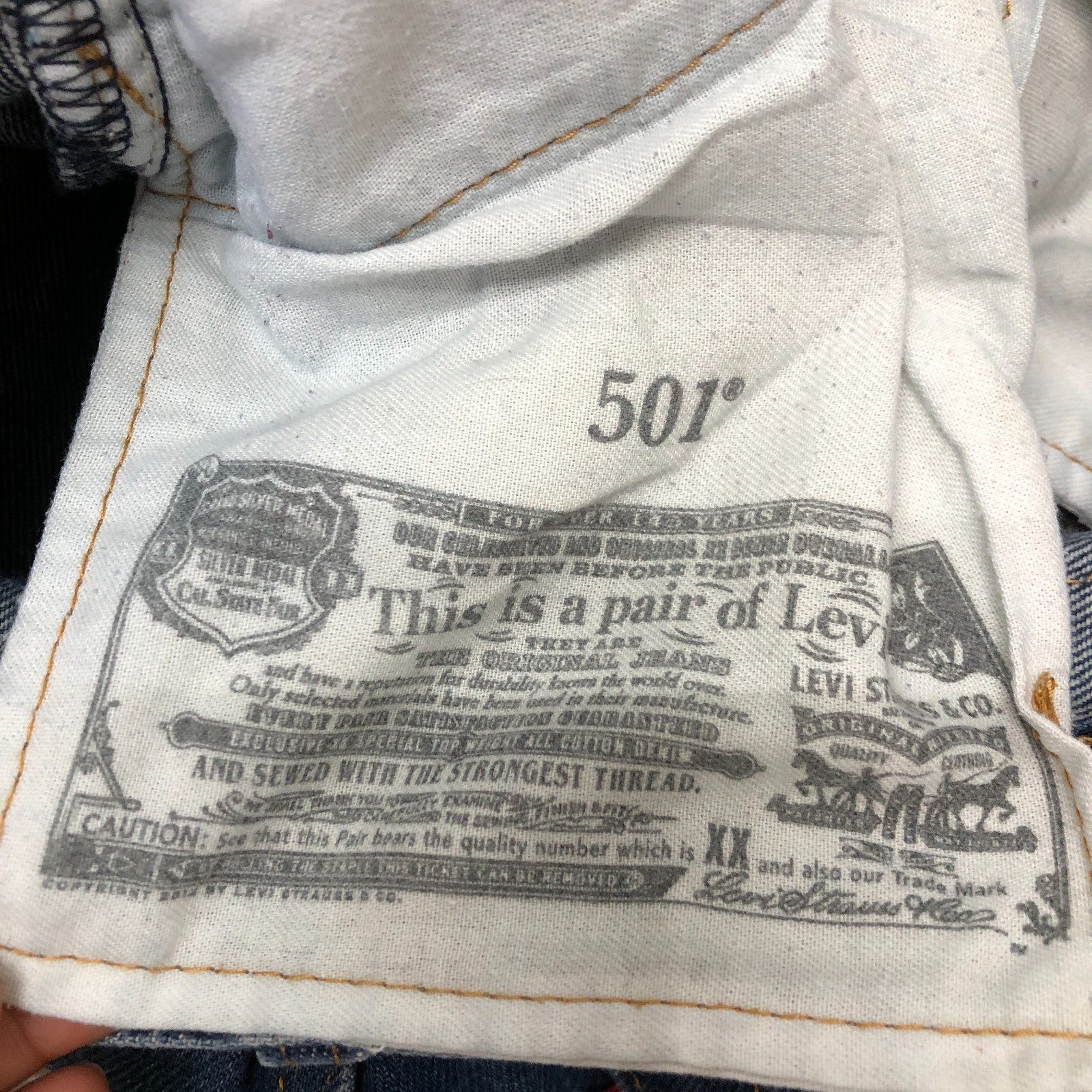 Levis 501 Jeans 32×30 Mens Blue Denim Original Straight Medium Wash Button Fly