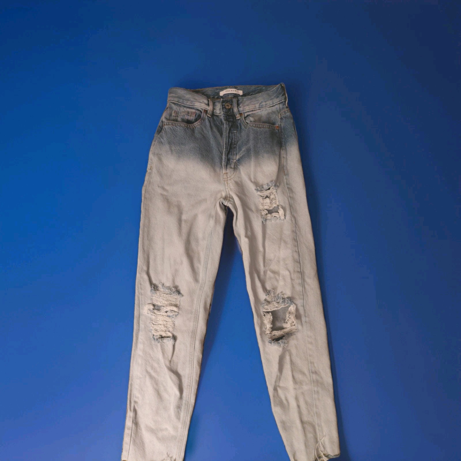 PacSun Women’s Ultra High Rise Slim Skinny Light Wash Distressed Jeans 23