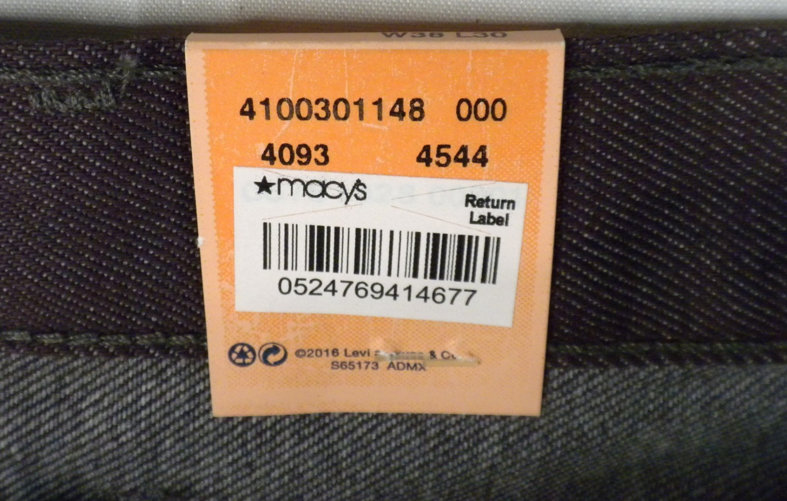Levi’s 501 White Oak Cone (NOS 2016) Men’s Plum Shrink-to-Fit Jeans Size 38 x 30