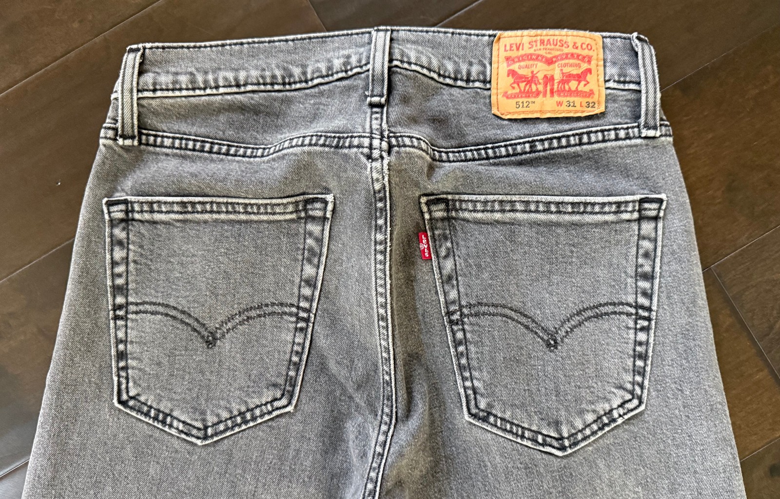 Levi’s 512 – Slim Taper Men’s Jeans – Gray – 31″ X 32″