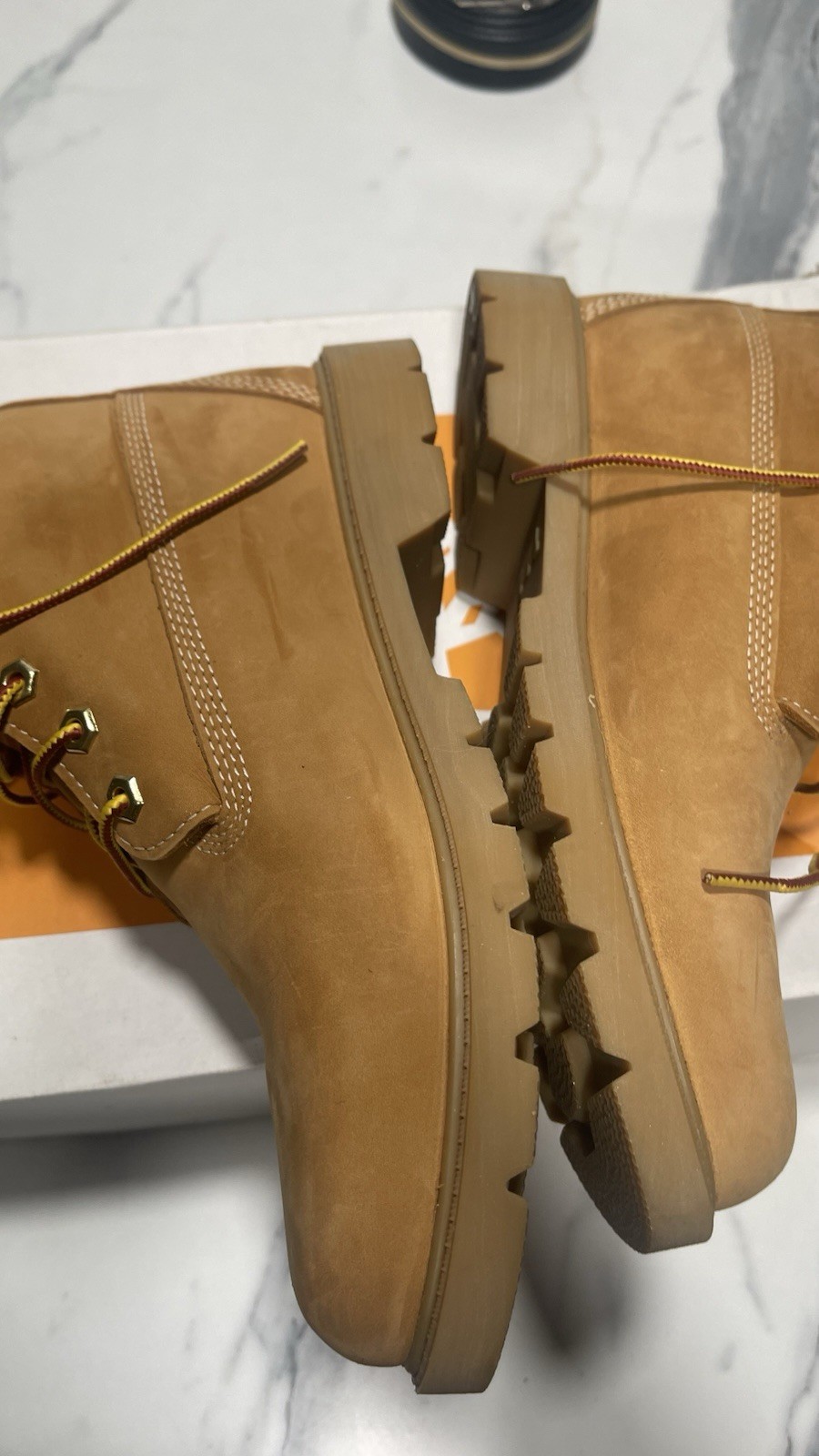 Timberland 6 Inch Premium Waterproof Boot US Size 9 Wheat Nubuck Leather