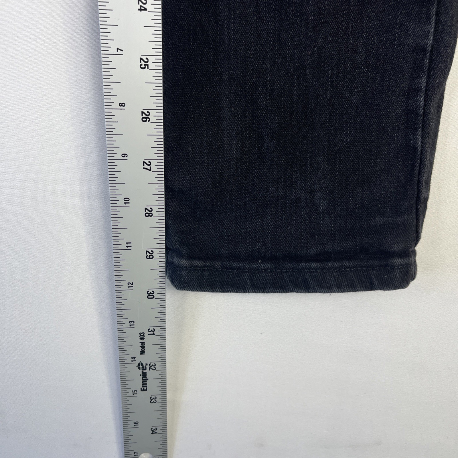 Levi’s 511 Men’s Jeans 29×30 Slim Fit Straight Leg Stretch Denim Black