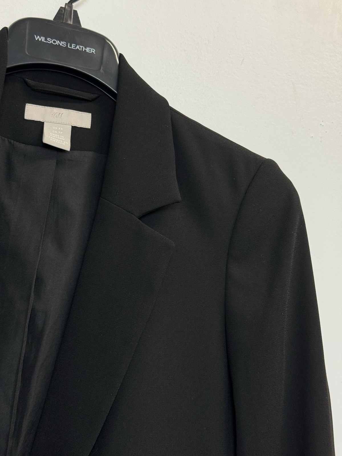 H&M Women’s XS Black Blazer Jacket Professional Business Casual Lined One Button