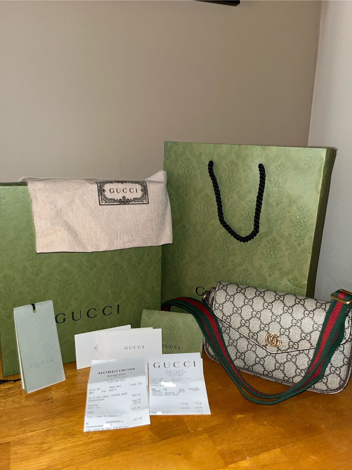 Authentic Gucci Ophidia Pochette in Beige & Ebony Supreme GG Canvas variation