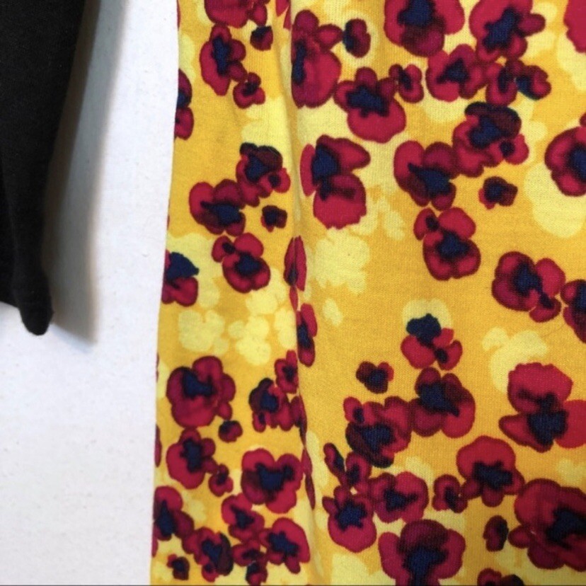 Lularoe Randy Tee Floral Print Size XXS