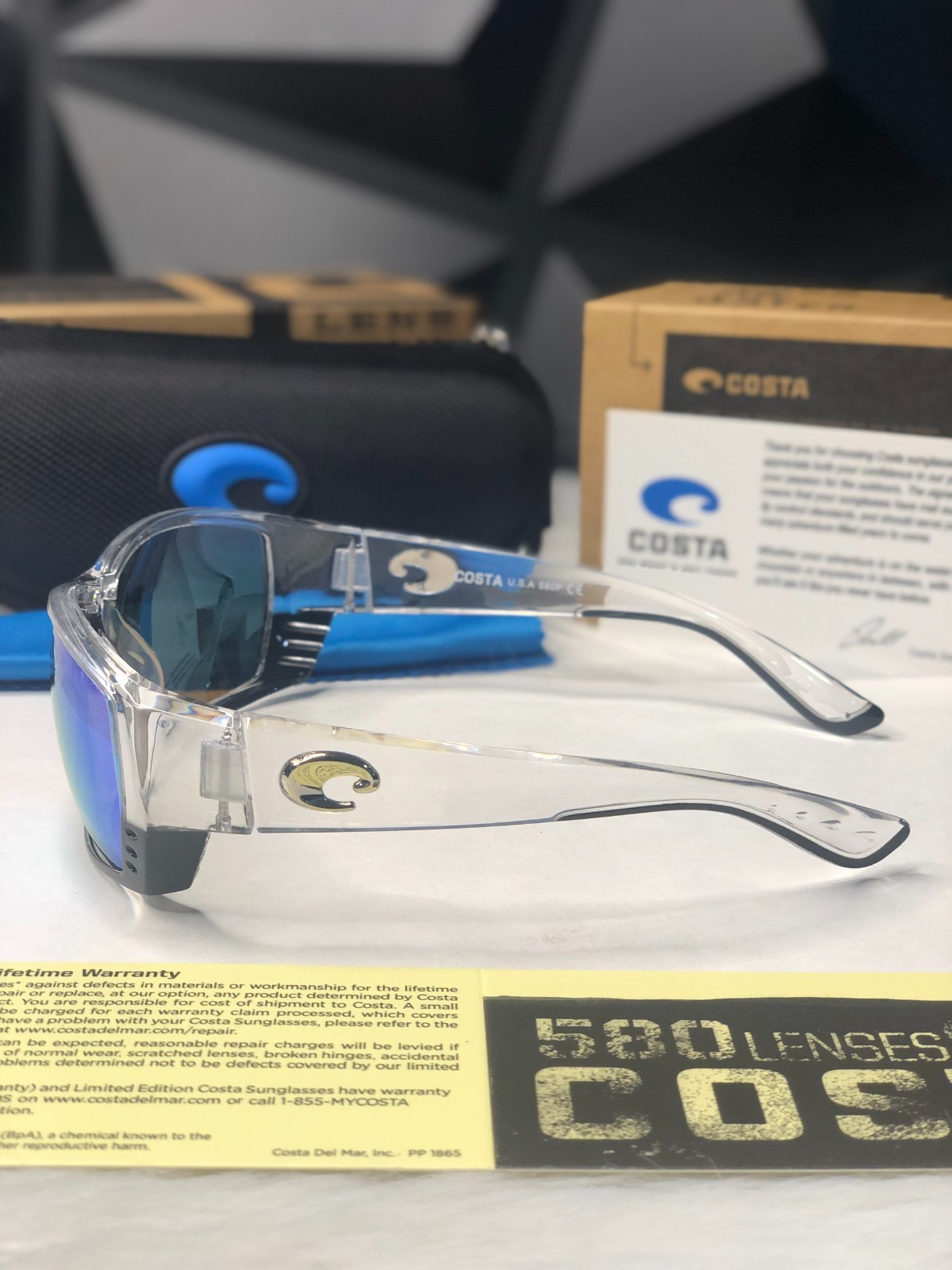 New In Box Costa Del Mar Crystal Blue Mirror 580P Polarized Sunglasses UV