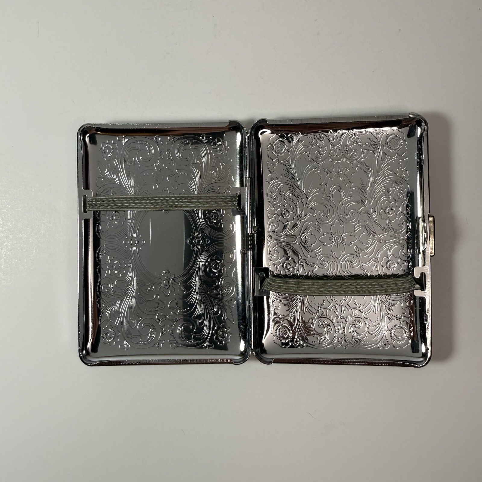 Silver Victorian Style Scroll 2-Band Cigarette Case Business Credit Card Holder