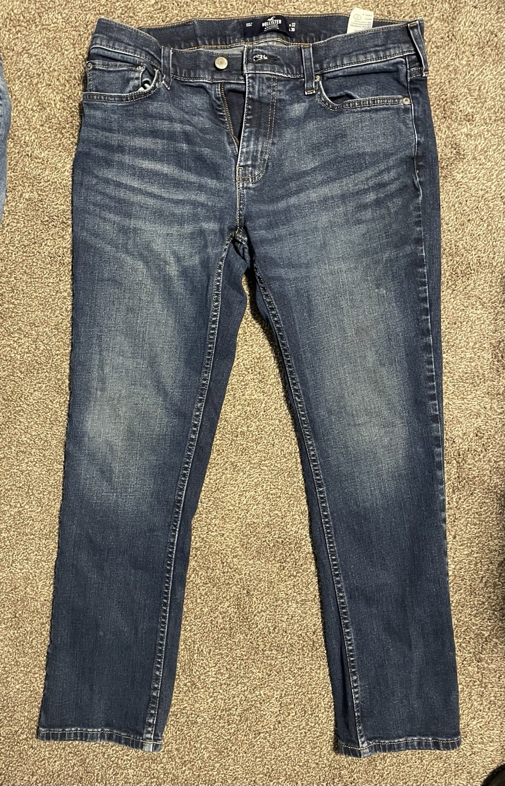 American Eagle AirFlex 33×30 and Hollister Slim Straight Blue Jeans 32×30