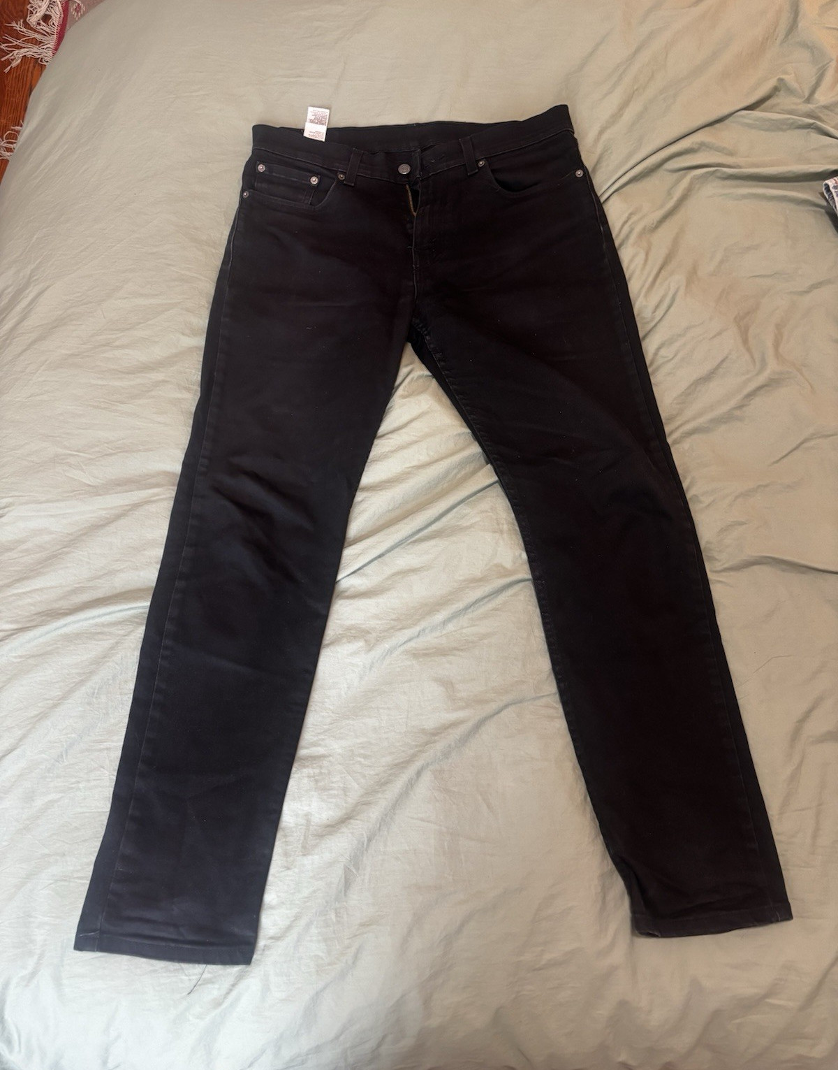 Levi’s Men’s Black 500 Series Tapered Mid Rise Dark Wash Denim Jeans