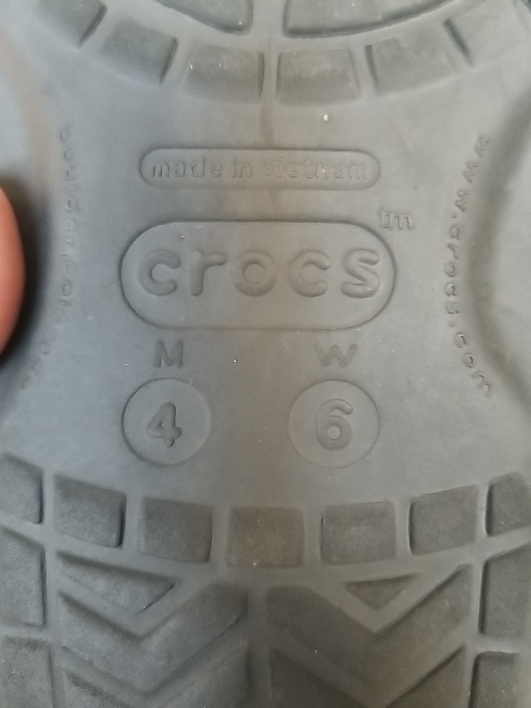 CROCS CROCBAND Flip Flop Sandals Slip On US Men 4 Women 6 EU 36-37 Black White