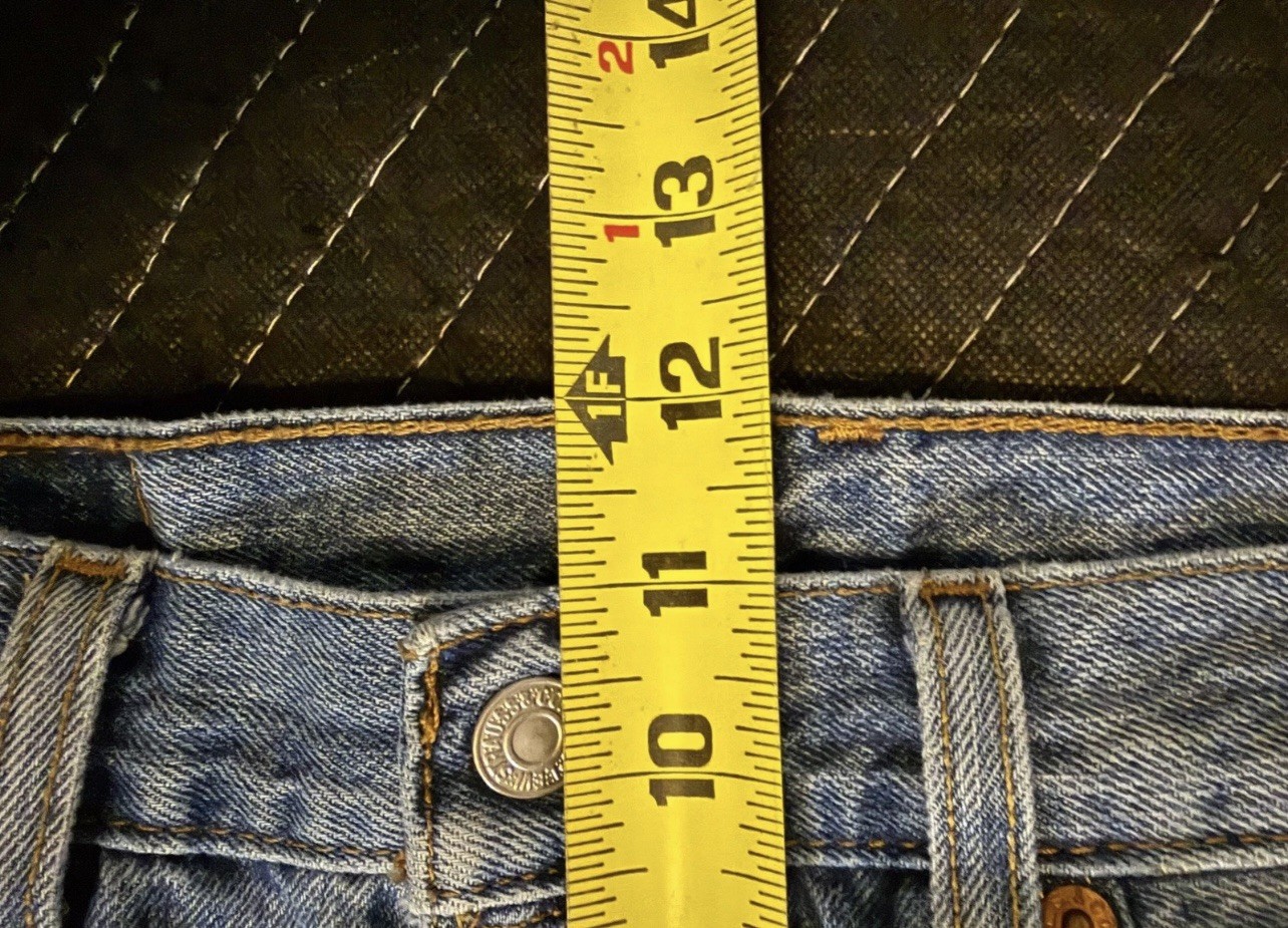 Levi’s 501 Original Fit Jeans Mens 30×30 Medium Wash Button Fly Denim Red Tab