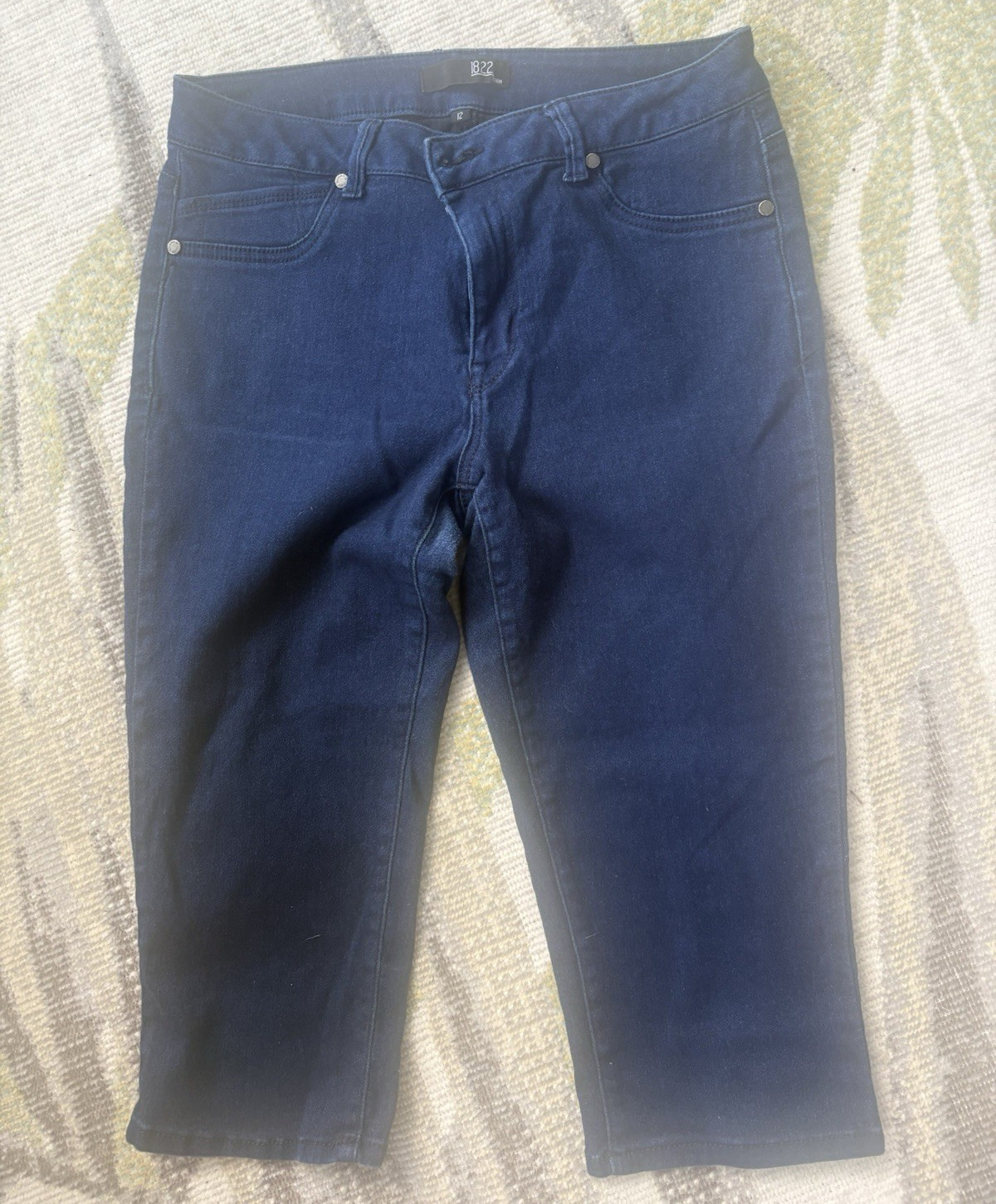 1822 Denim Women’s Dark Wash Blue Cropped Jeans 5-Pocket Button Denim