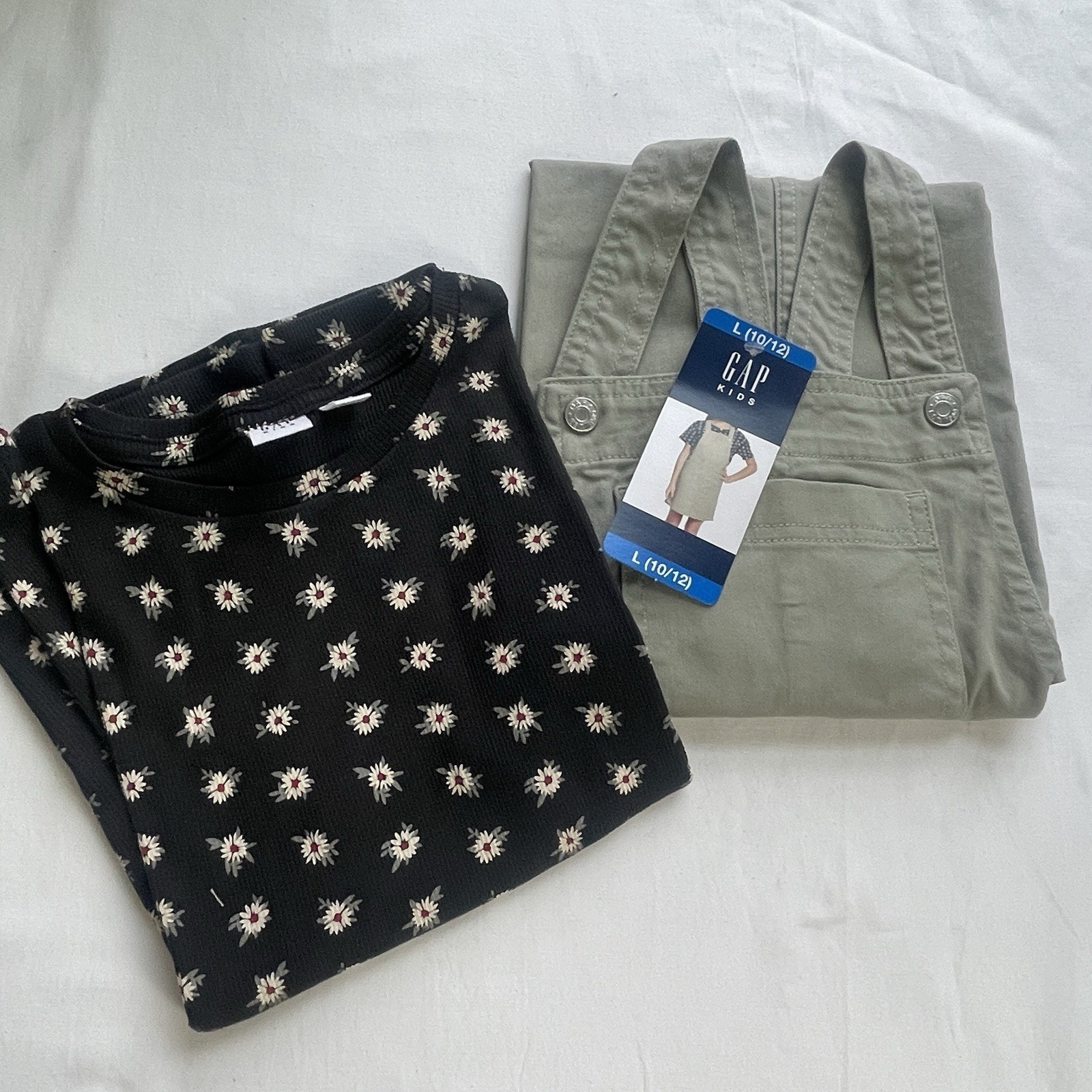 Gap Kids Skirtall 2-Piece Chest Pocket Adjustable Straps Dress & Tee Set, Large