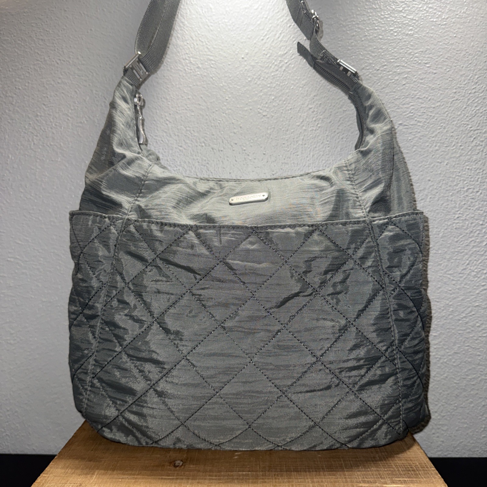 Baggallini Quilted Gray Nylon Hobo Tote Crossbody Bag Travel Purse RFID Theft