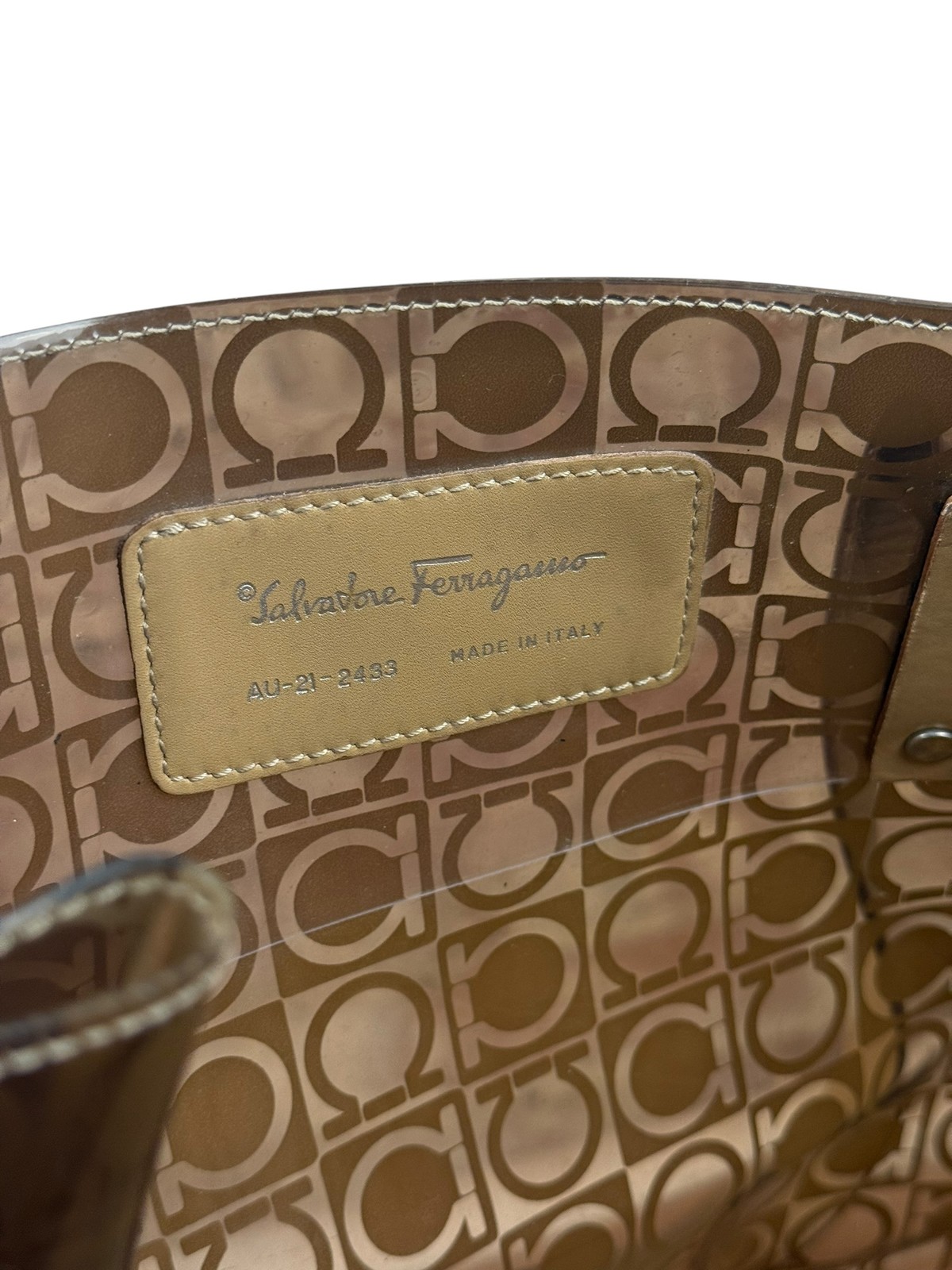Size OS – Salvatore Ferragamo Gancini Vinyl Tote/Hand Bag / Pre-Owned