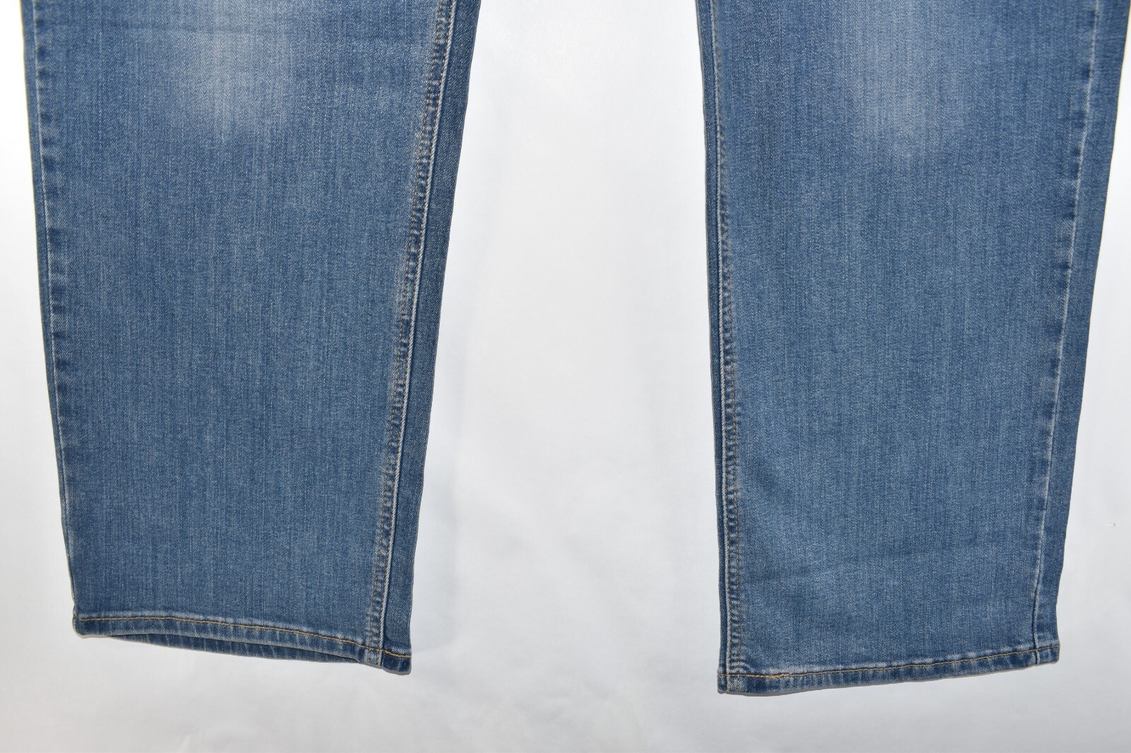 New Levi’s 541 Athletic Taper Stretch All Seasons Tech Blue Jeans Men Size 46×30