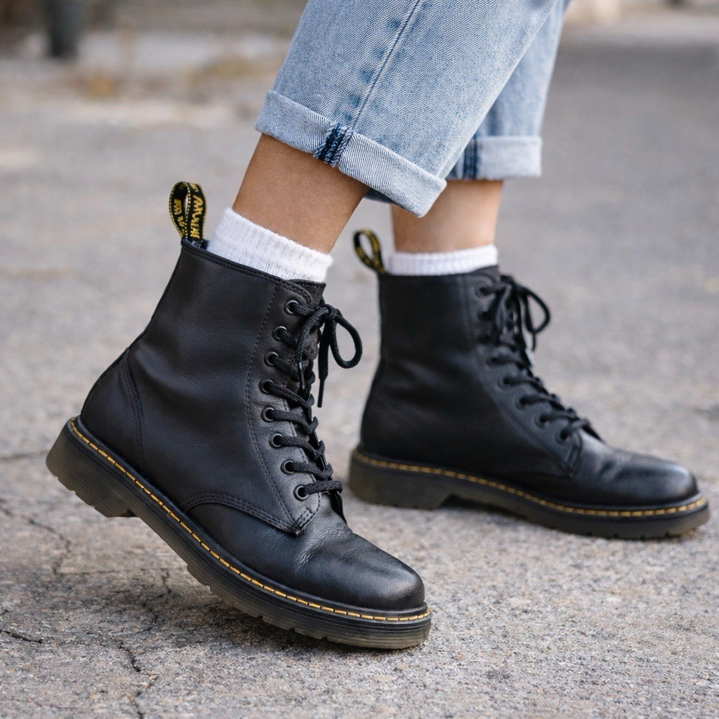 Dr. Martens 1460 Black Leather Boots M Size 4 / W Size 5 EU 36 Classic Combat