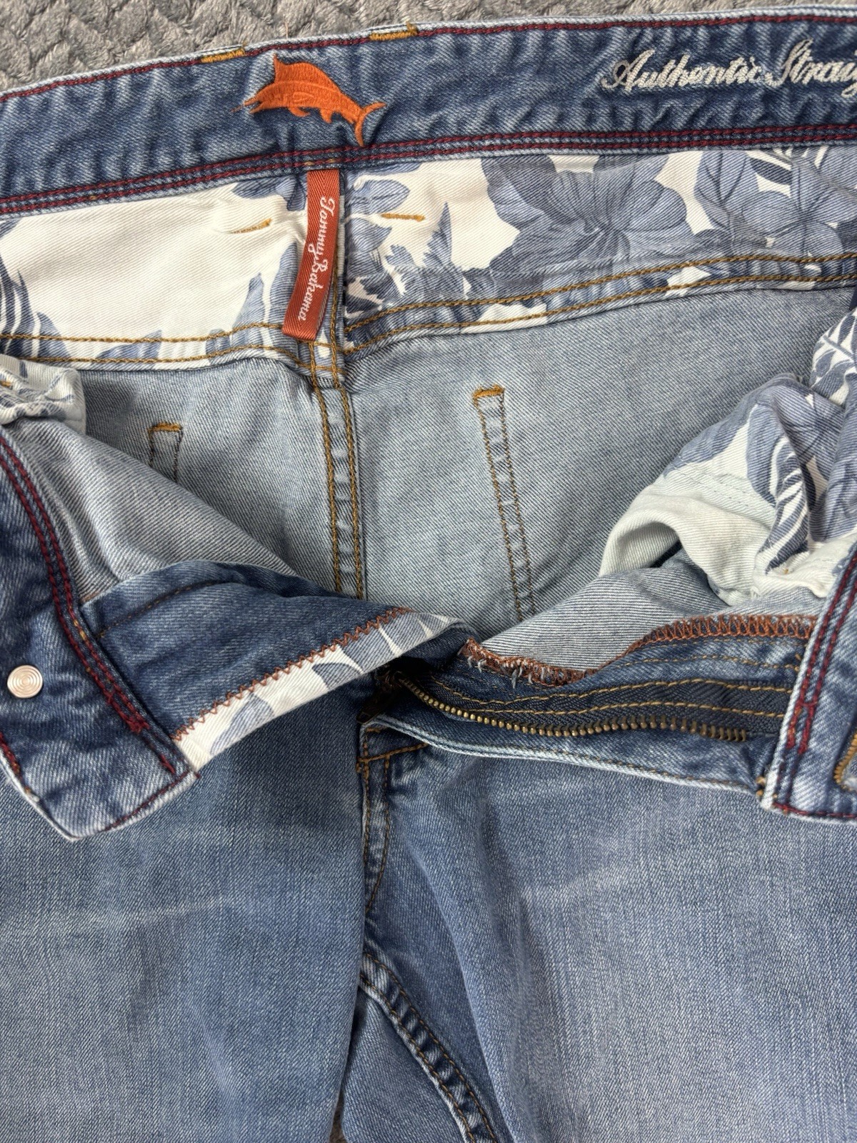 Men’s Tommy Bahama Sand Drifter Authentic Straight Denim Blue Jeans 33 X 30