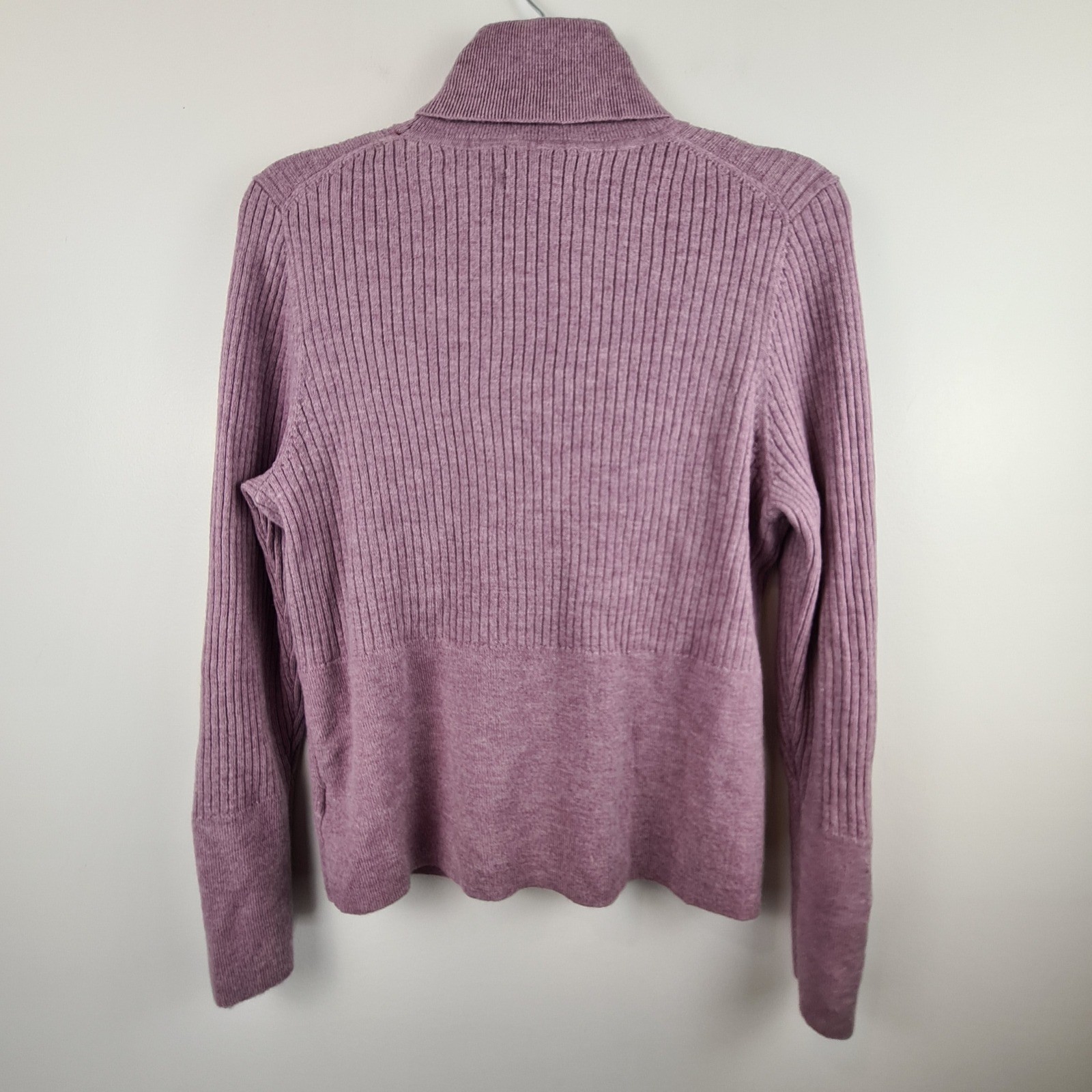 Halston Lavender 100% Extra Fine Merino Wool Ribbed Turtleneck Sweater Womens XL