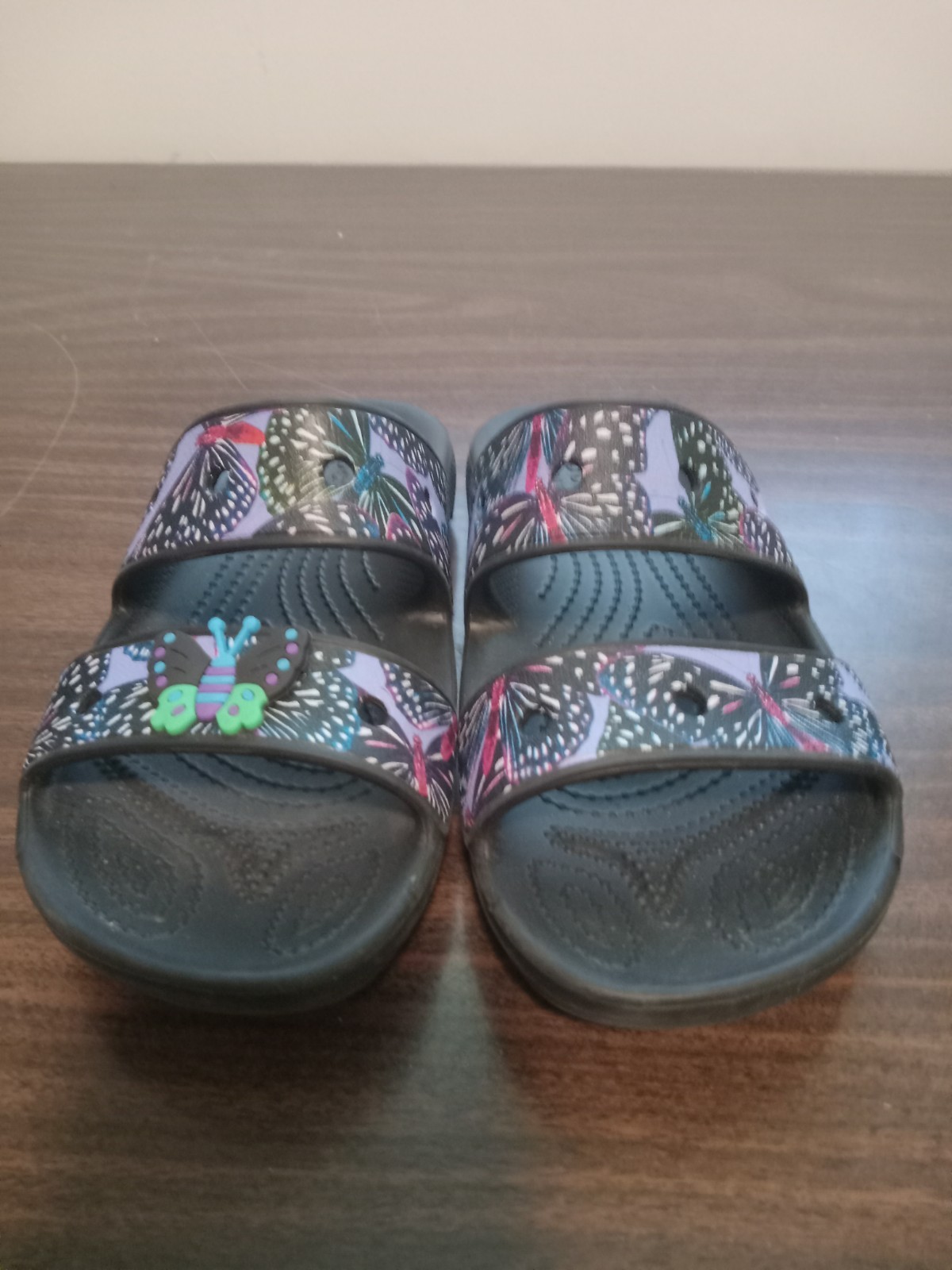 Crocs Classic Sandal Slides Slip Ons Butterflies Size US Men’s 4 Women’s 6