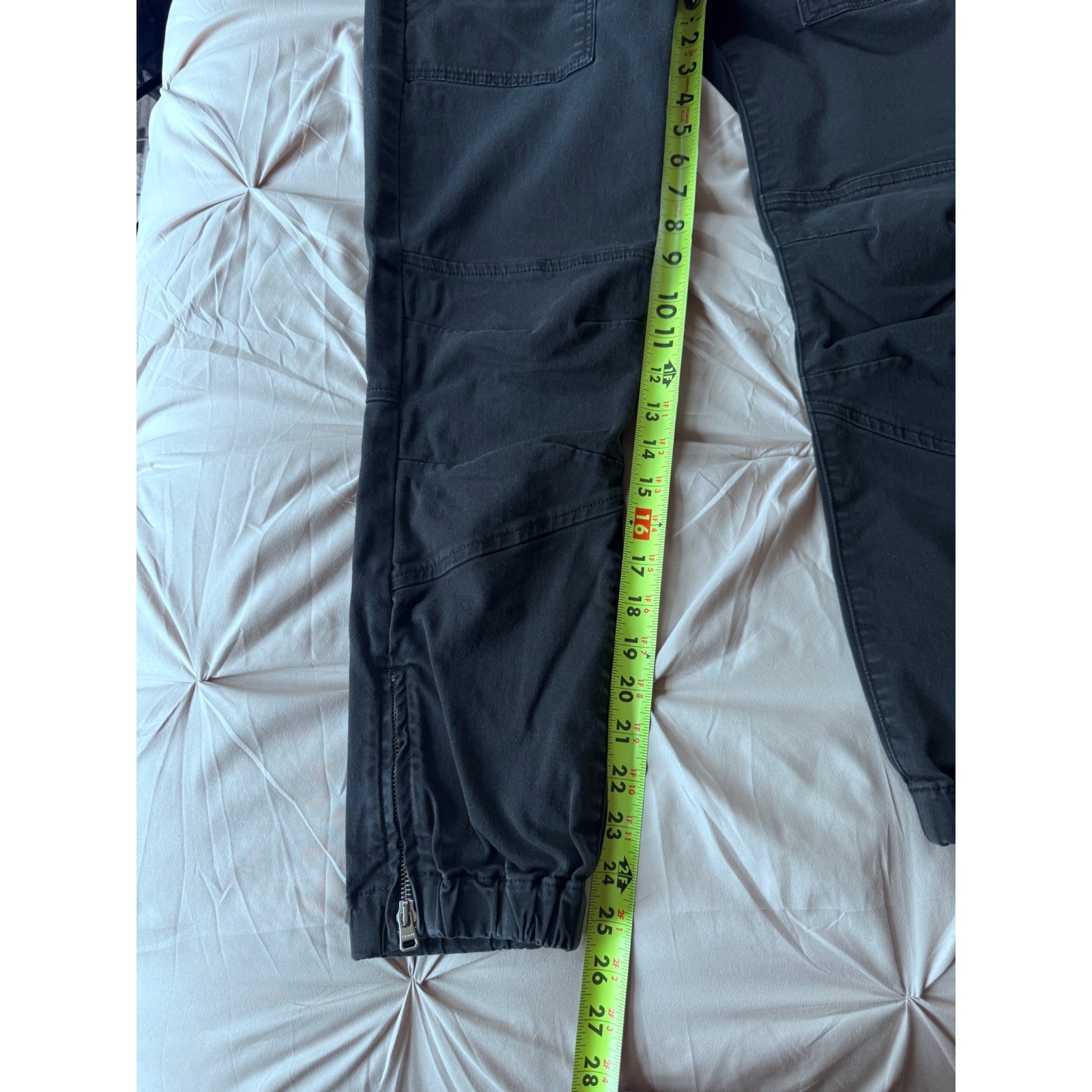 FRAME Washed Black Cargo Gorpcore Jogger Pants Ankle Zip Size 27