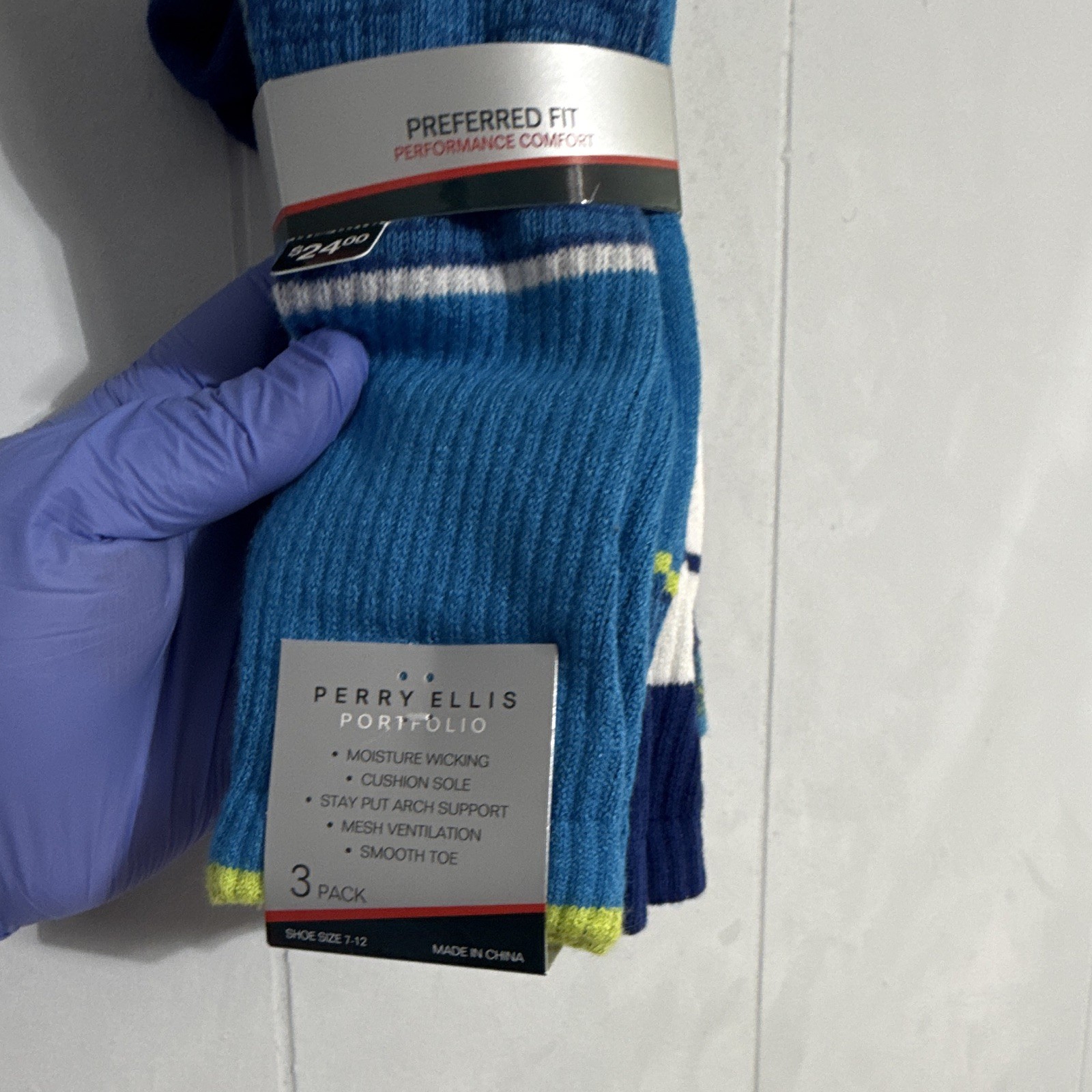 Perry Ellis Portfolio Men’s Moisture Wicking Cushioned Crew Socks 3 Pairs 7-12