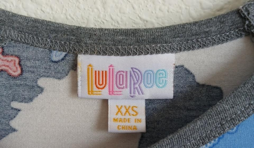 LuLaRoe Women’s XXS Raglan Shirt USA Pattern Multicolor Pre‑Owned