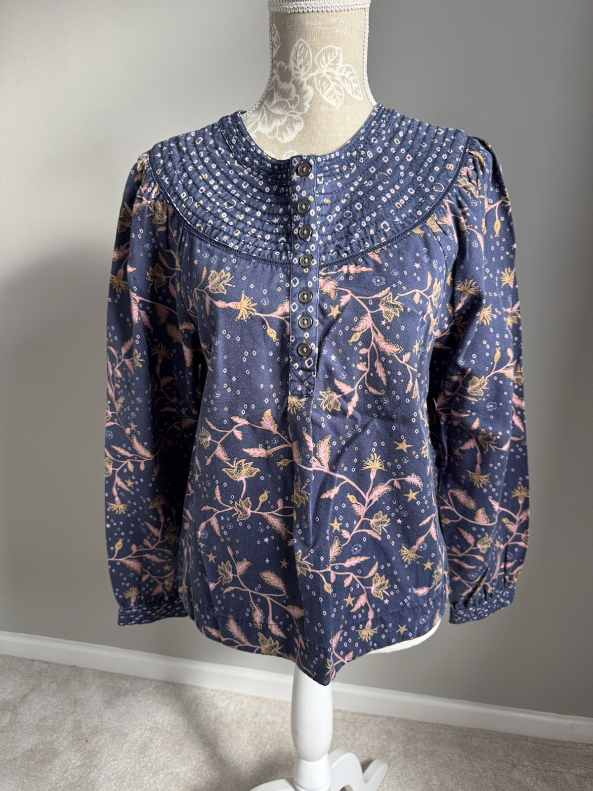 WHITE STUFF NAVY PATTERNED LONG SLEEVE TOP SIZE 10 VGC